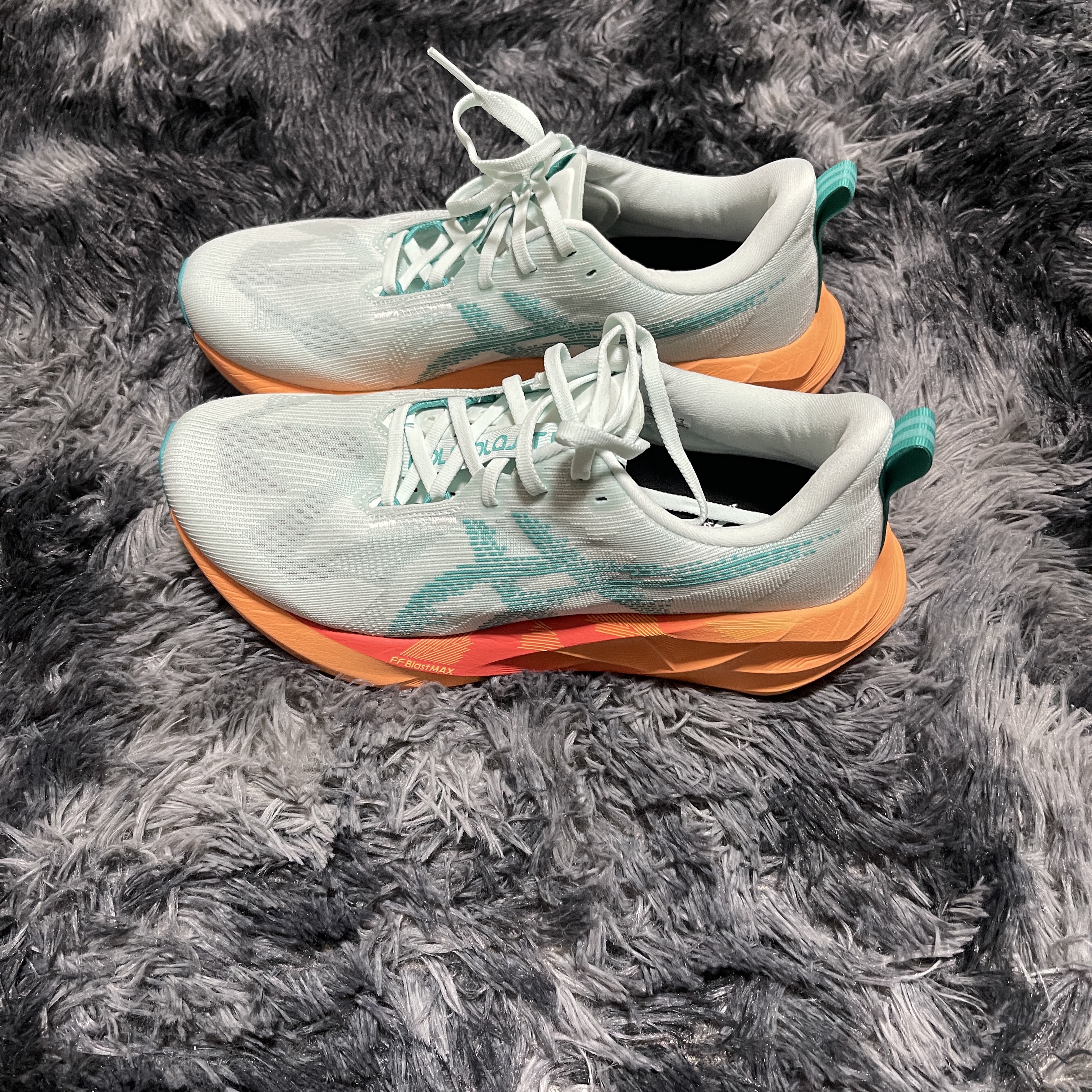Asics Novablast 5 Soothing Sea Wave Teal 착용 스타일