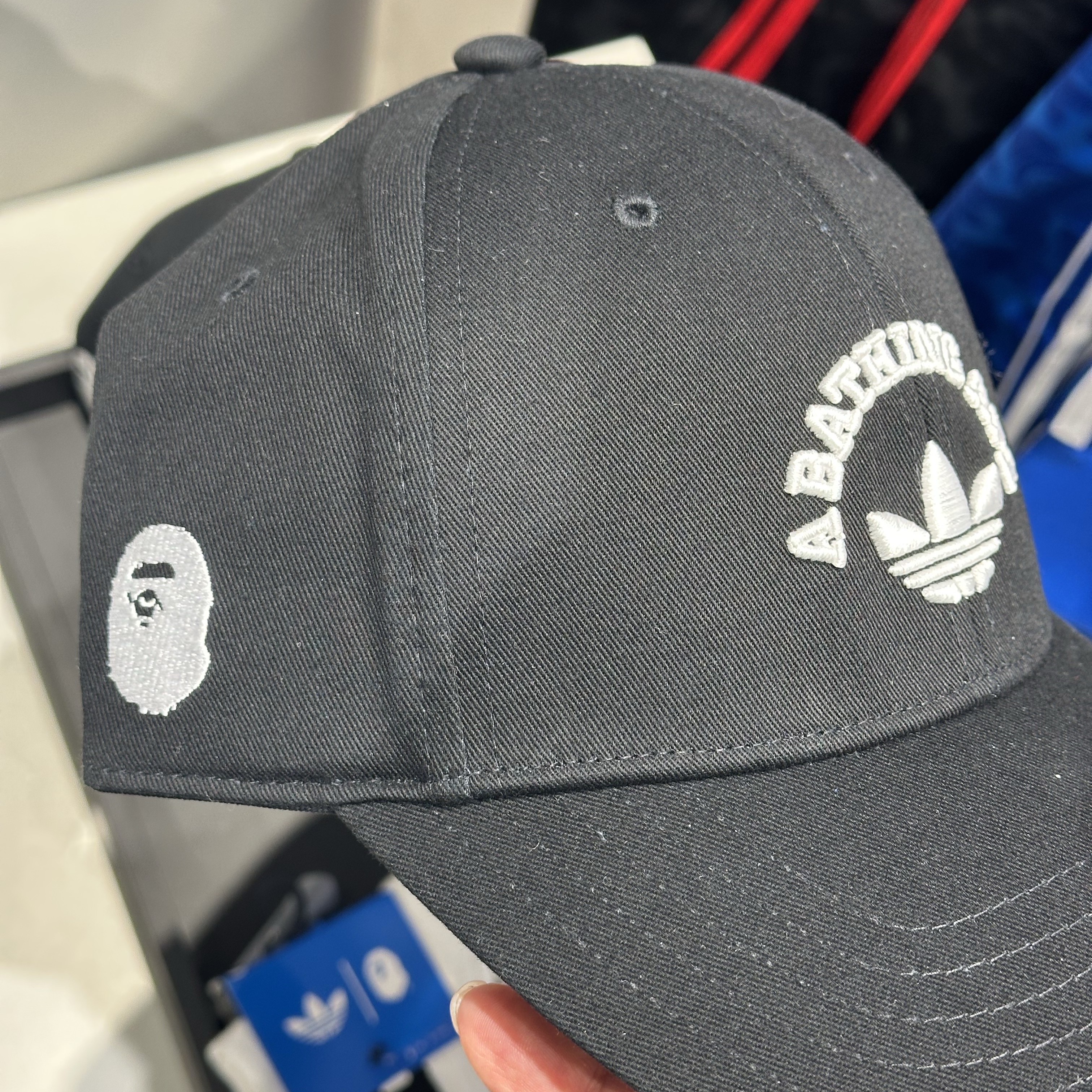 Adidas x BAPE Baseball Cap Black 착용 스타일 - 1