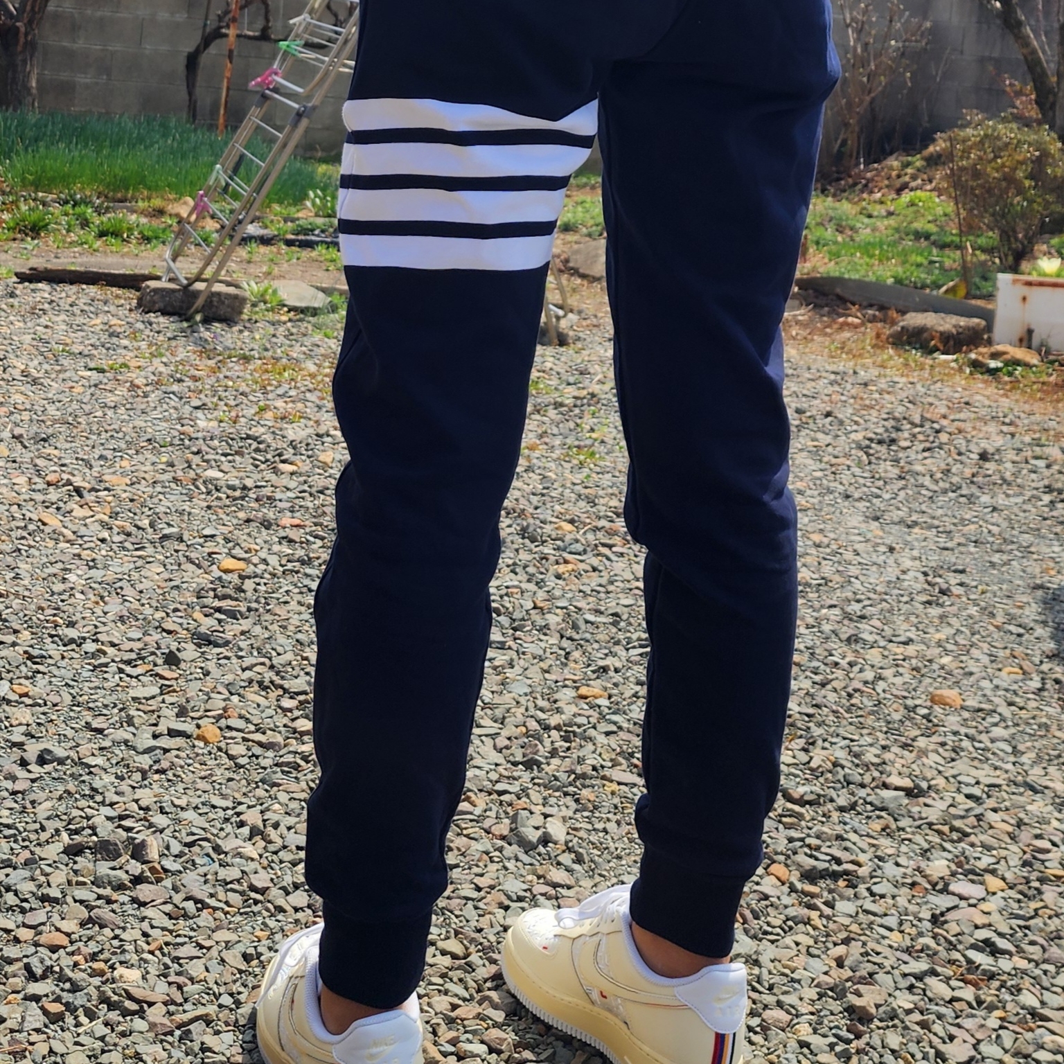 Thom Browne Classic Loopback Engineered 4-Bar Classic Sweatpants Navy, (W) Nike Air Force 1 '07 LV8 Hangul Day 착용 스타일