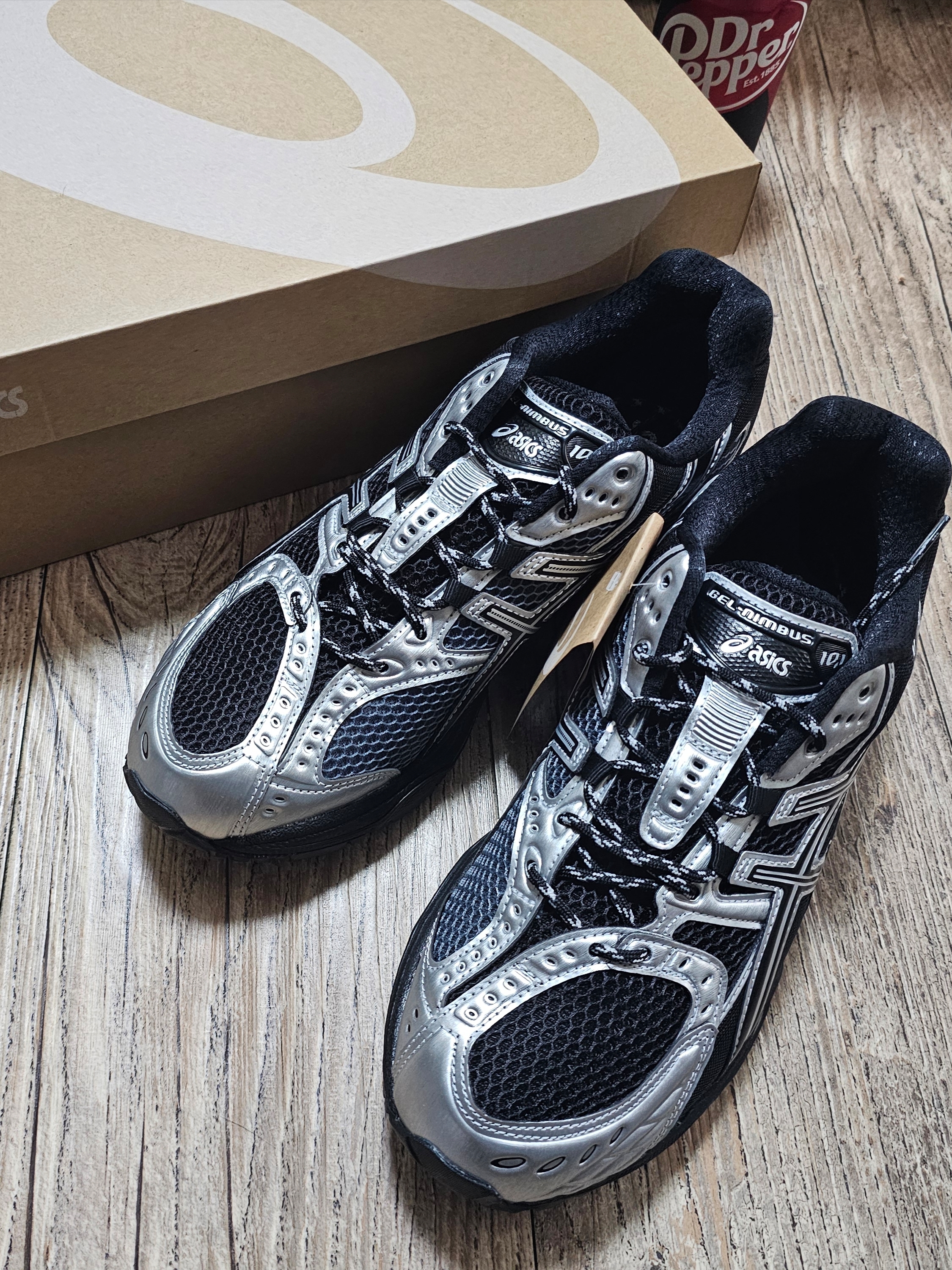 Asics Gel-Nimbus 10.1 Black Pure Silver - Korea Exclusive 착용 스타일 - 1
