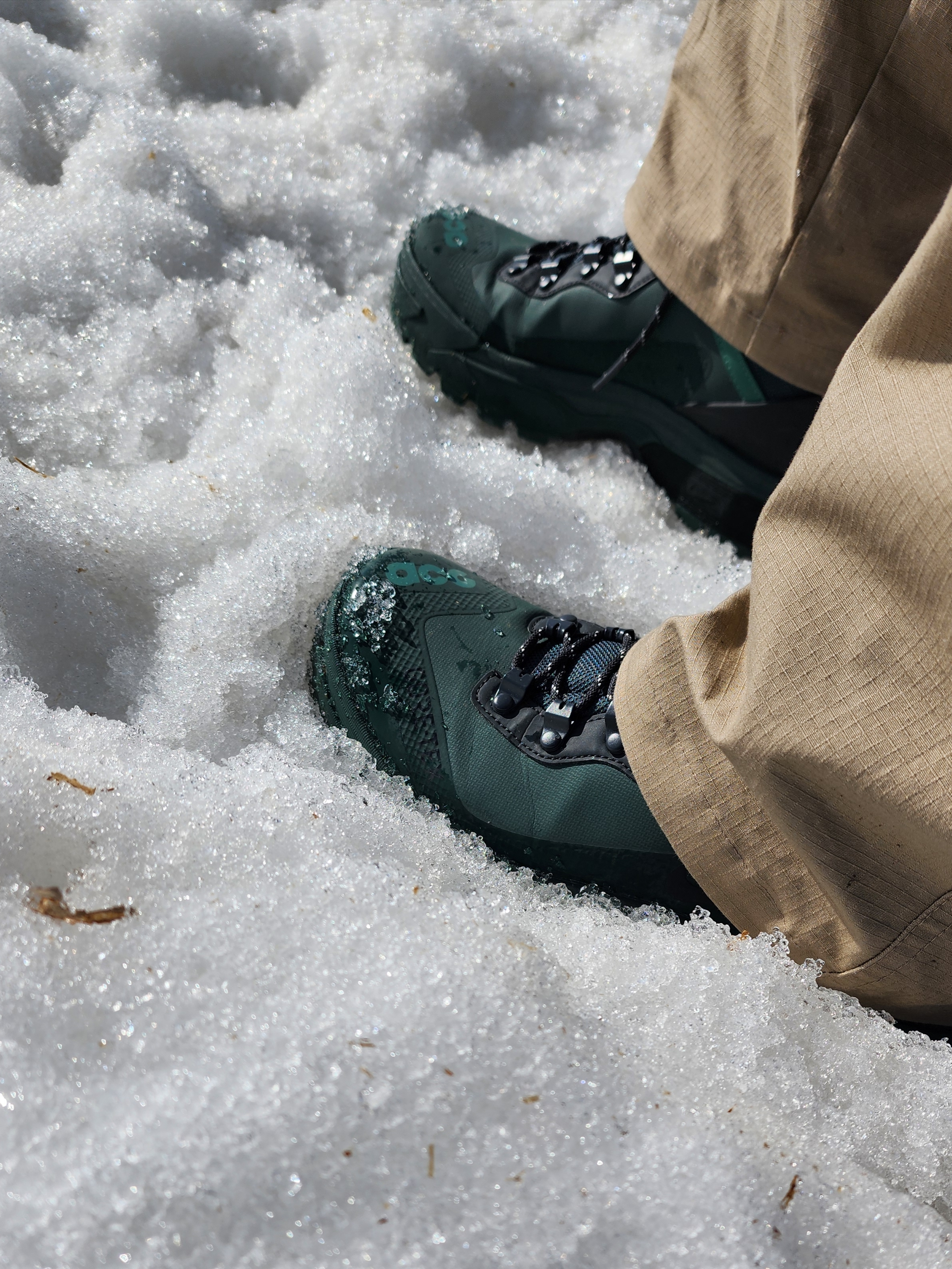 Nike ACG Air Zoom Gaiadome Gore-Tex Vintage Green 착용 스타일 - 2
