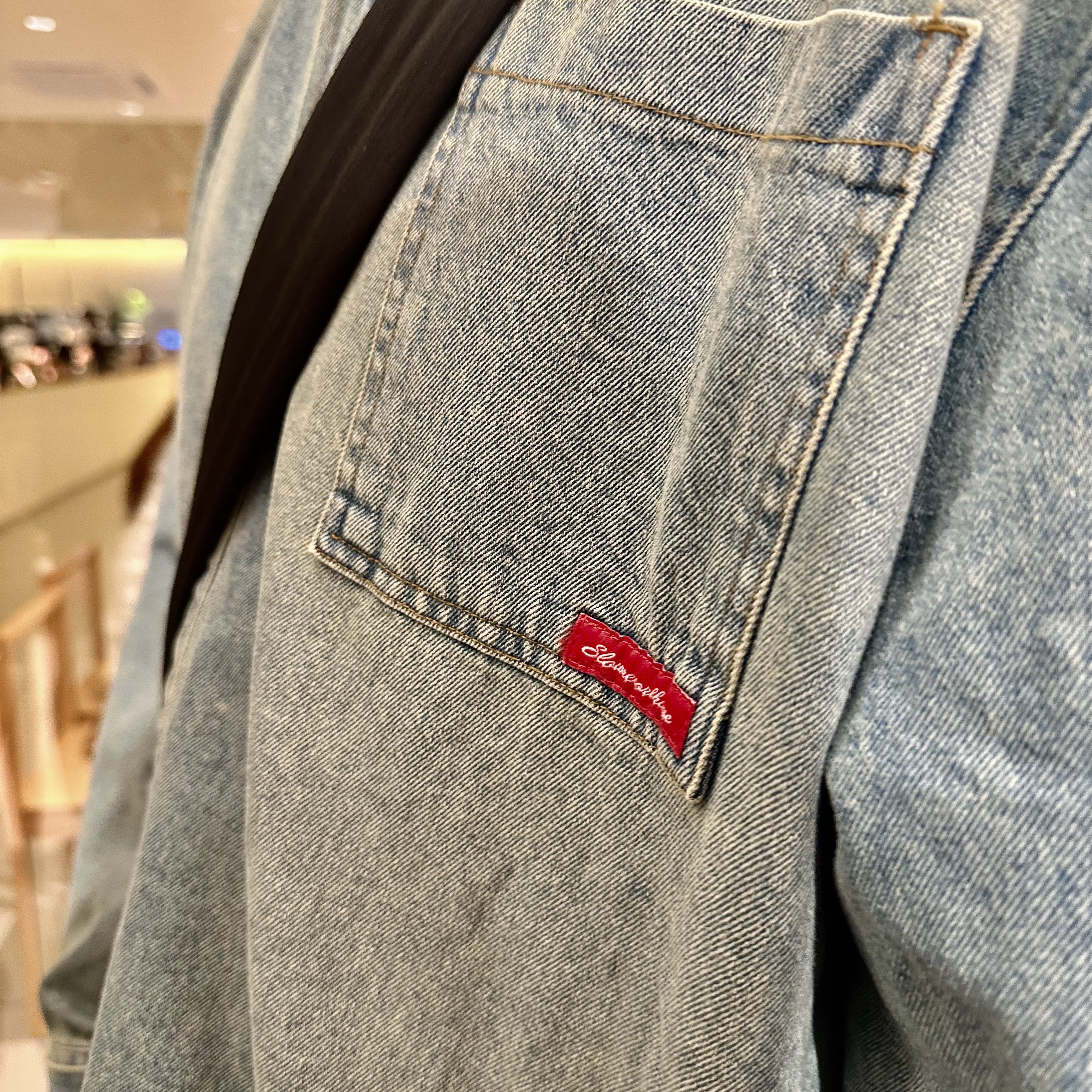 SLOW RECORD HOUSE Vintage Red Label Denim Shirts Light Blue, Human Made Graphic T-Shirt #1 2 Black 착용 스타일 - 2