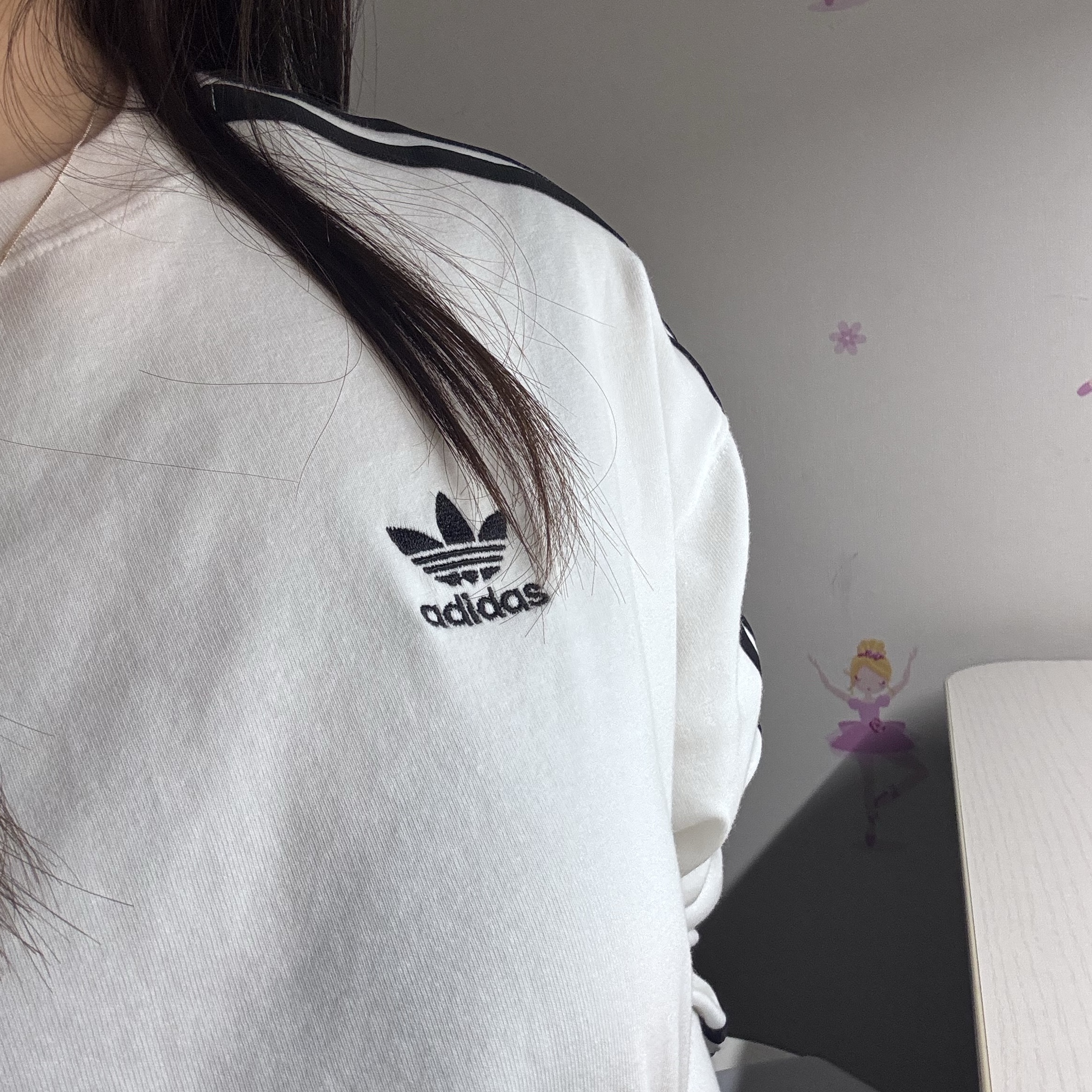 (W) Adidas 3-Stripes Long Sleeve T-Shirt White - KR Sizing 착용 스타일