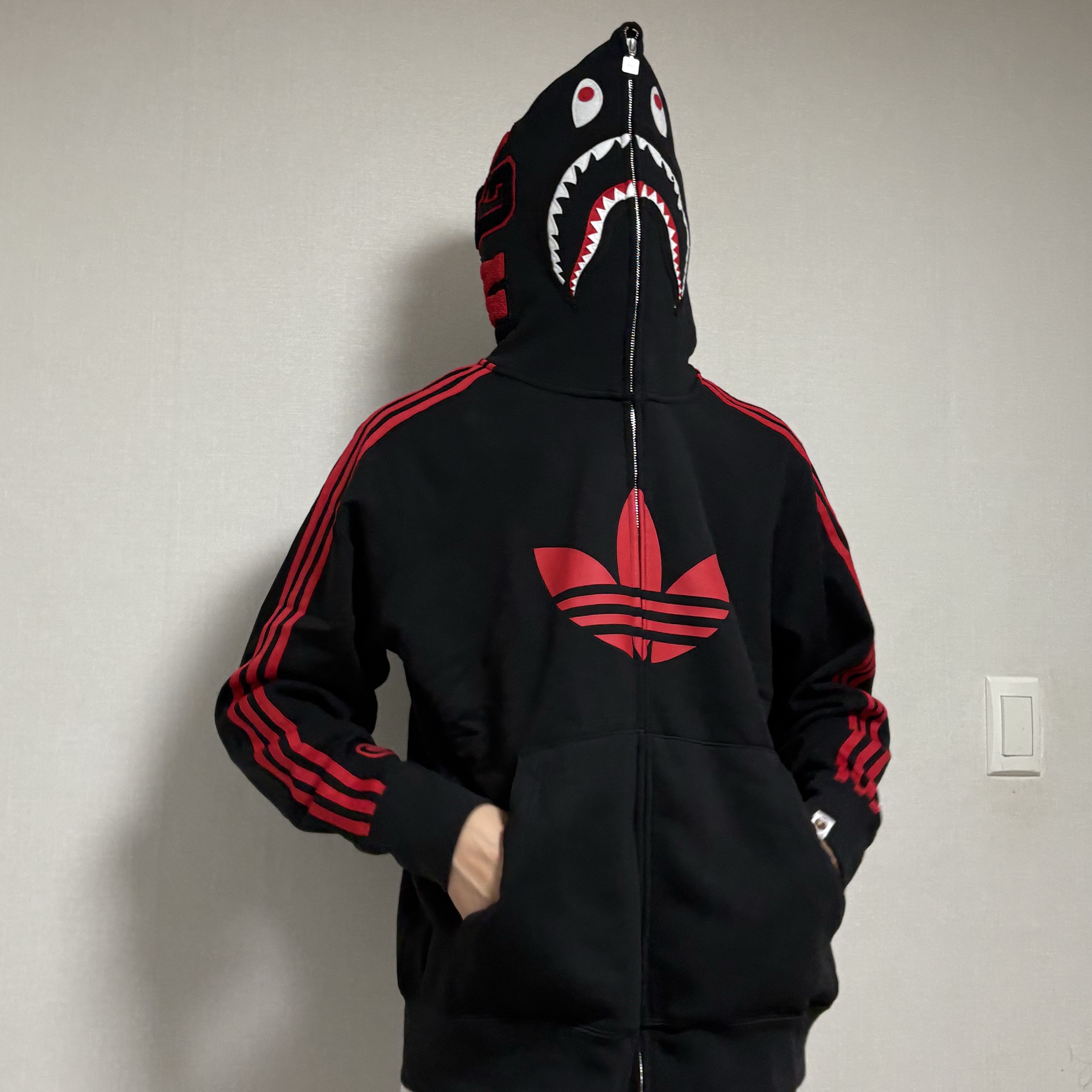 Adidas x BAPE Ultimate Shark Hoodie Black - US Sizing, Adidas x BAPE Ultimate Shark Hoodie Black - KR Sizing 착용 스타일