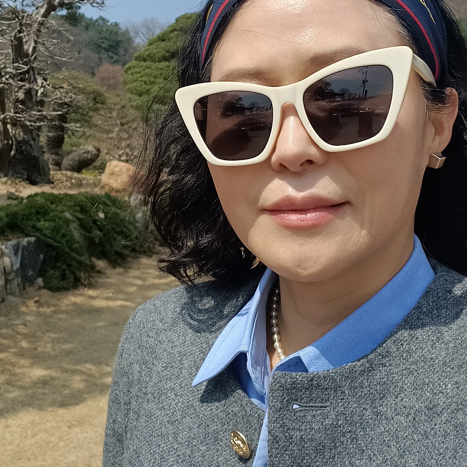 Vivienne Westwood Mini Bas Relief Choker Silver 착용 스타일
