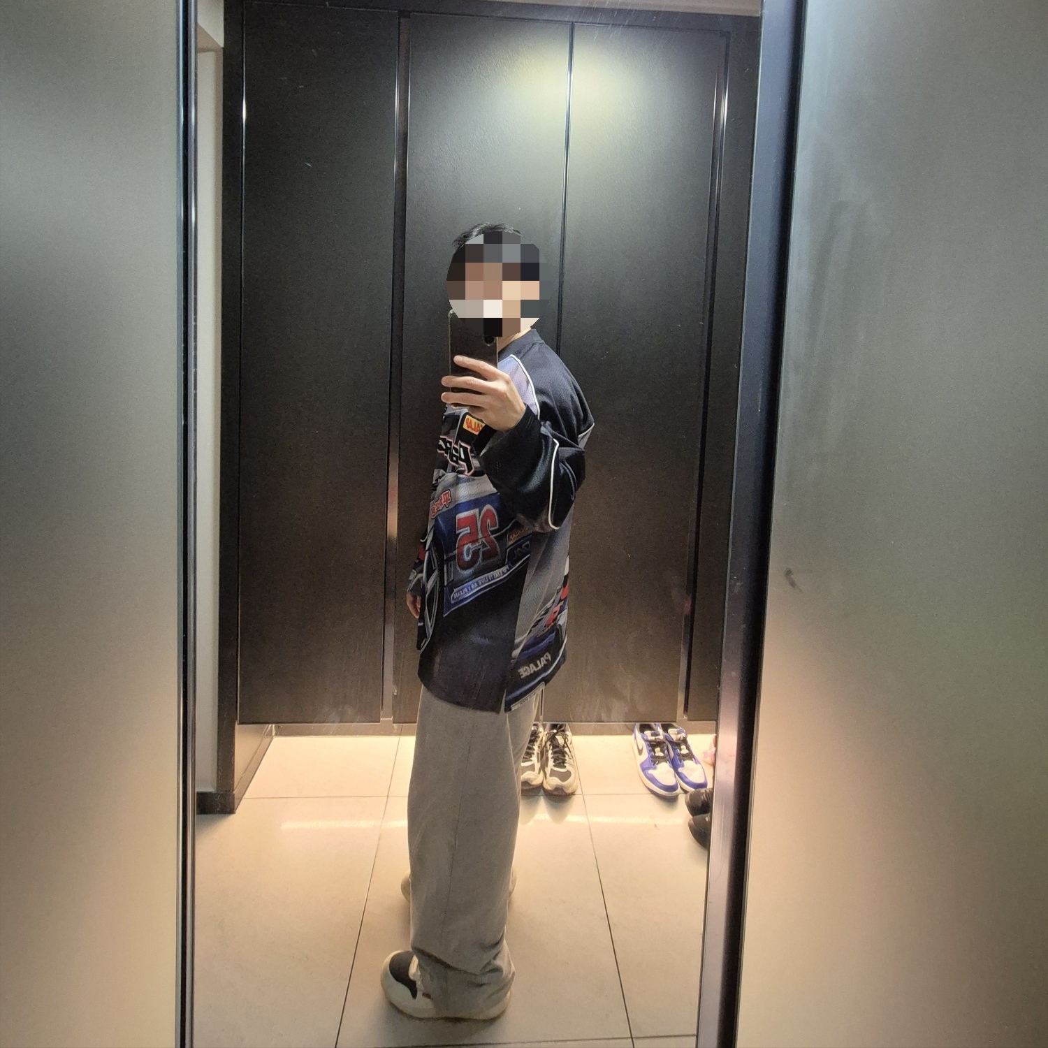Palace Racey Jersey Black - 25SS 착용 스타일 - 3