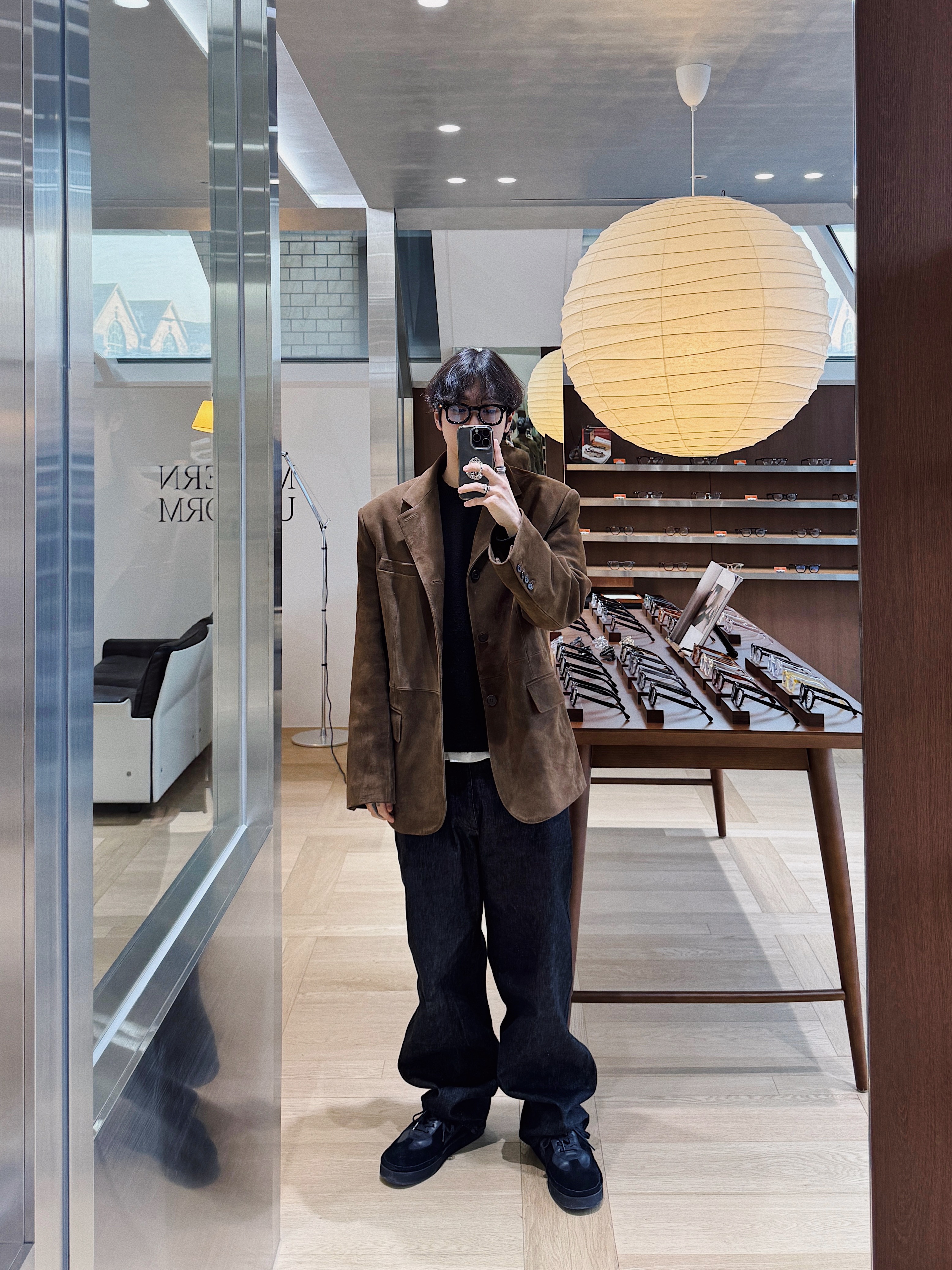 STU Goat Suede Blazer Brown 착용 스타일 - 5