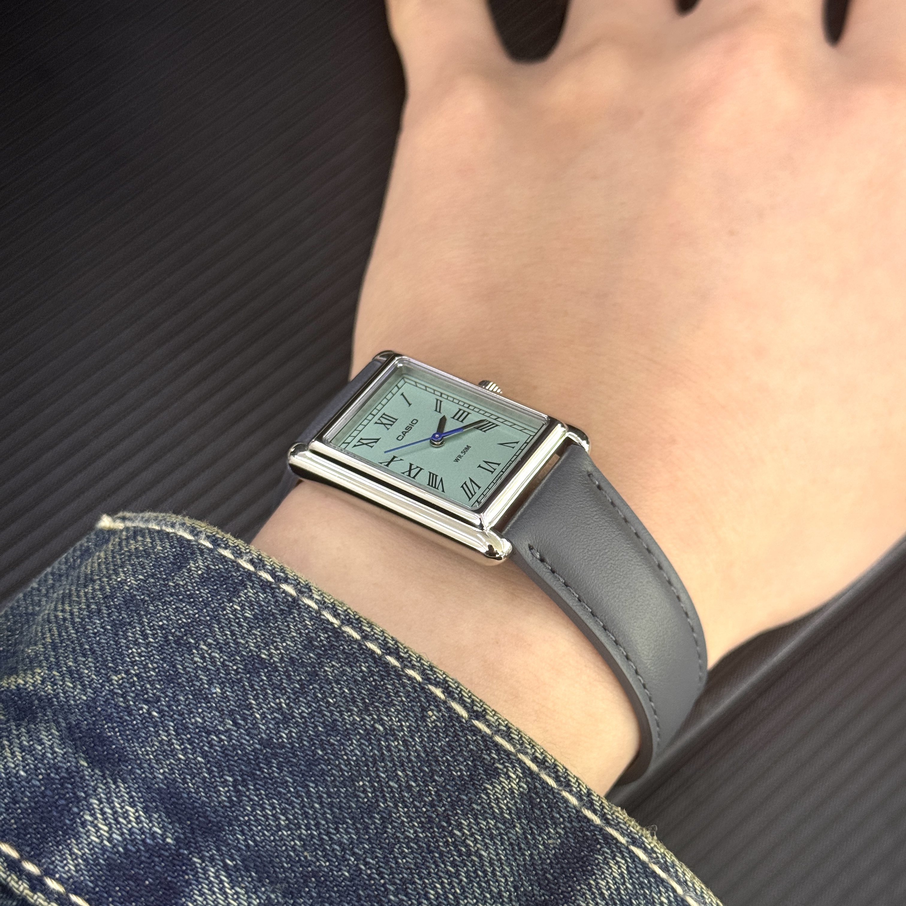 Casio LTP-B165L-2BV 착용 스타일