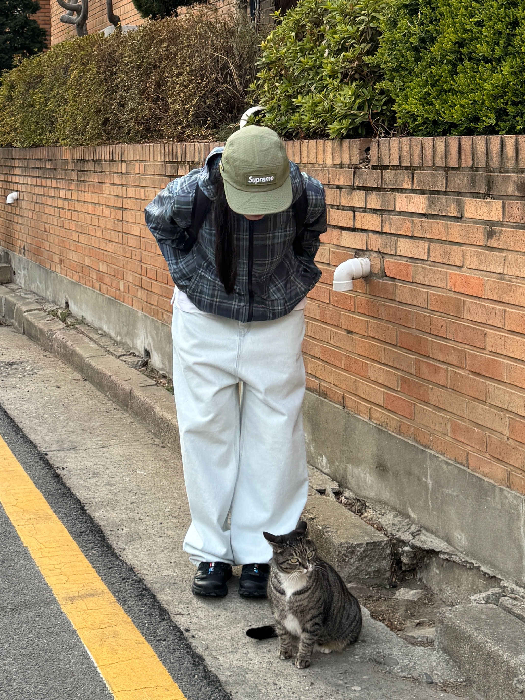 Supreme Cordura Ripstop Camp Cap Olive - 24FW, Salomon XT-6 ADV Black 착용 스타일 - 1