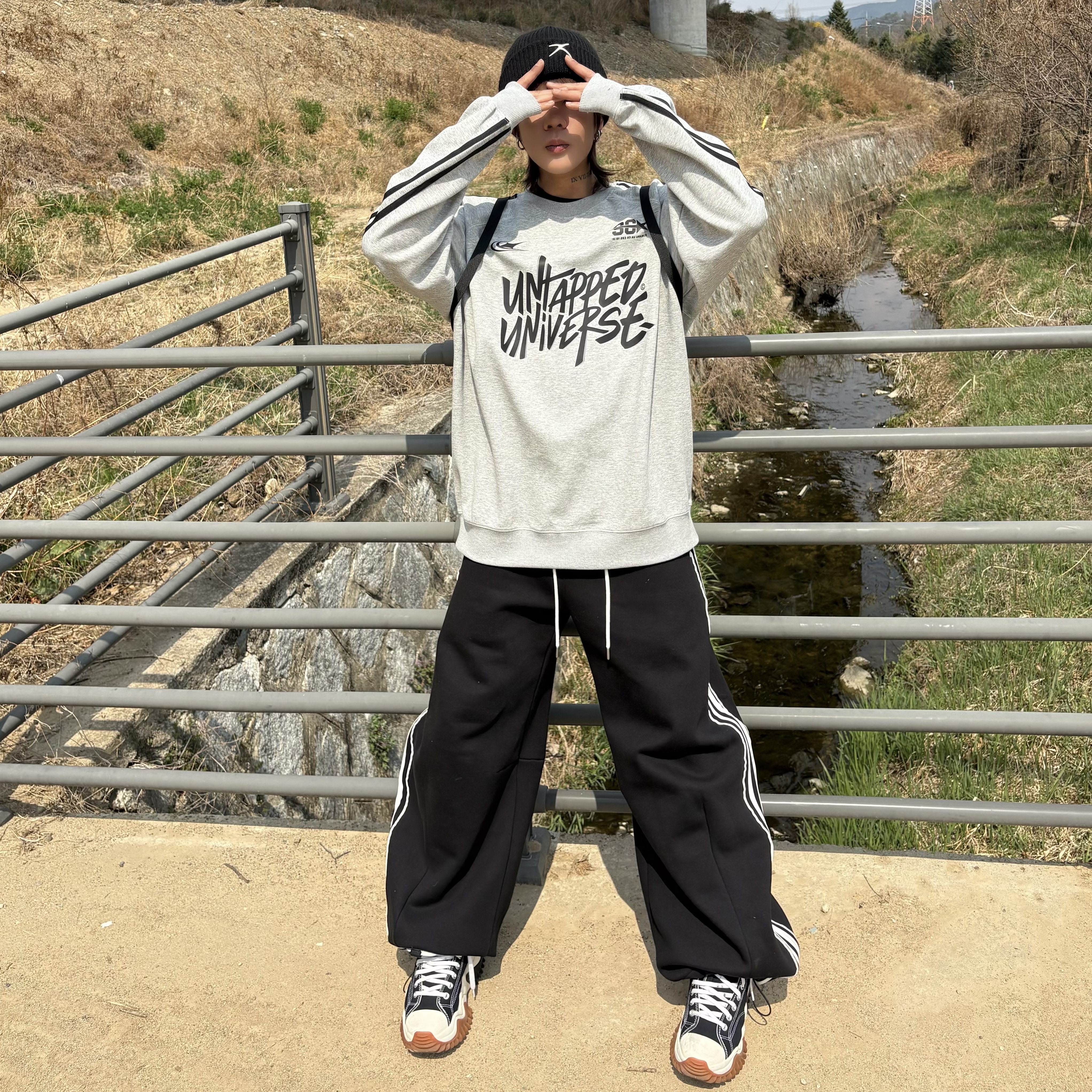 Converse Run Star Motion High Black 착용 스타일 - 1