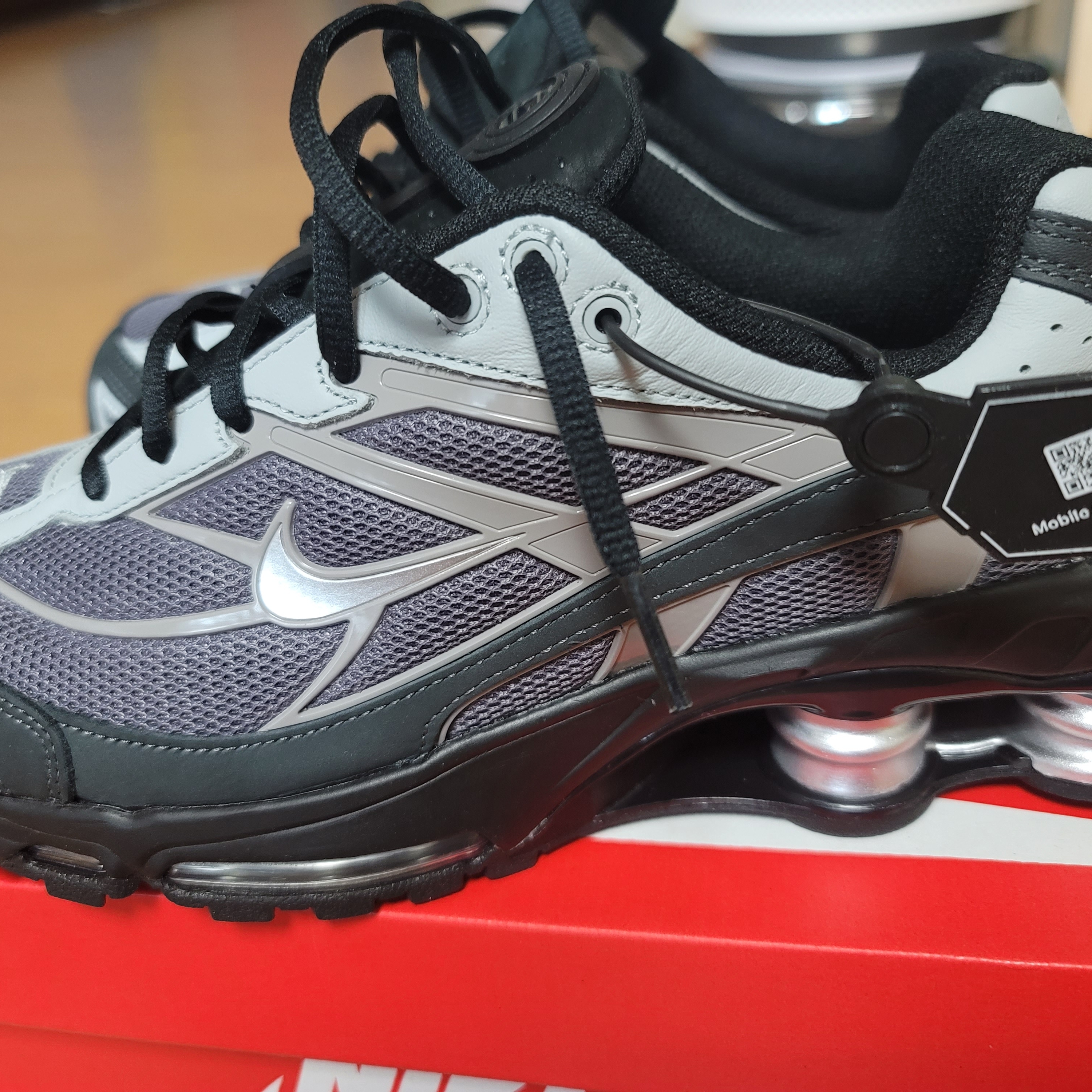 Nike Shox Ride 2 Light Graphite Anthracite 착용 스타일 - 3