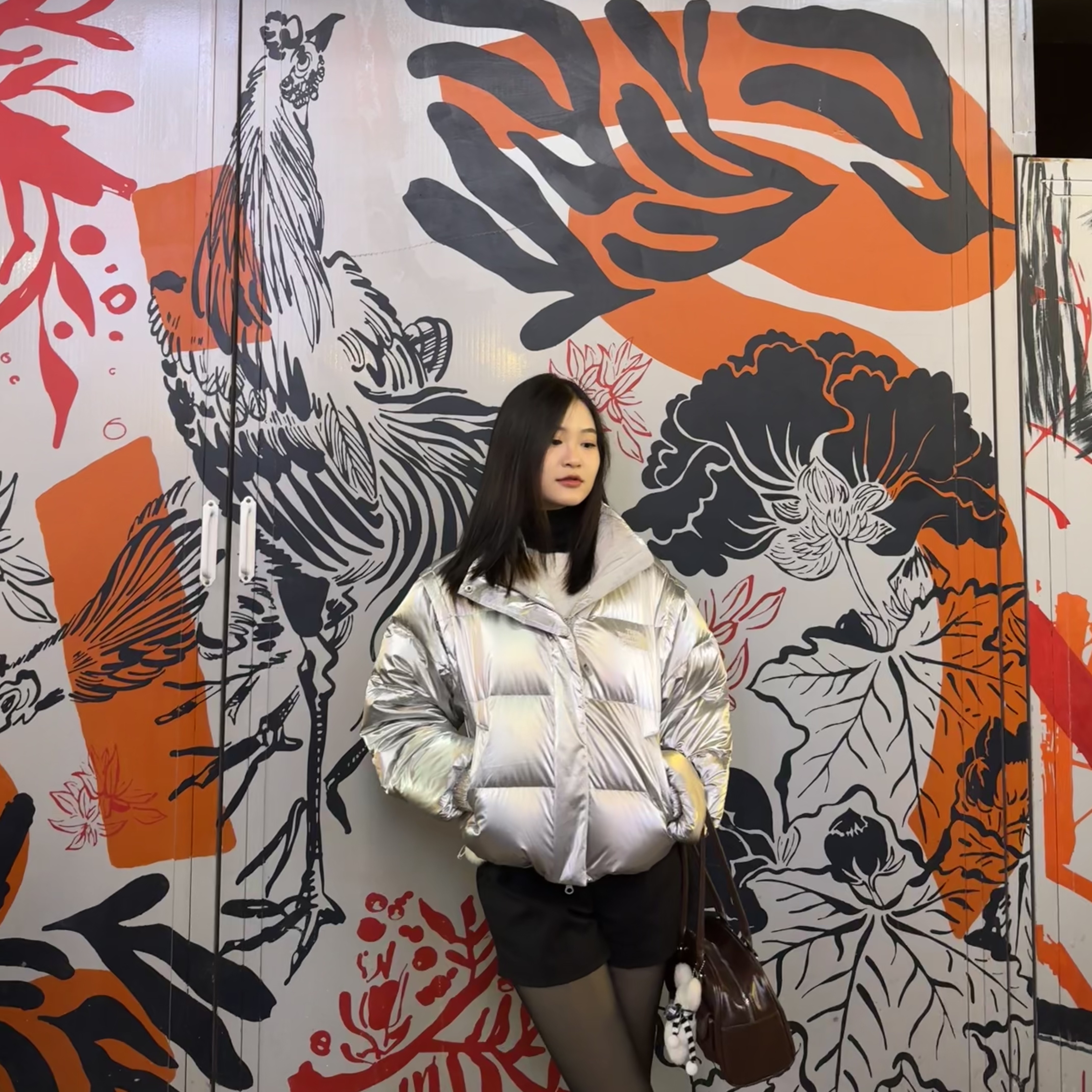 (W) The North Face White Label Glossy Detachable Down Jacket Silver 착용 스타일 - 2