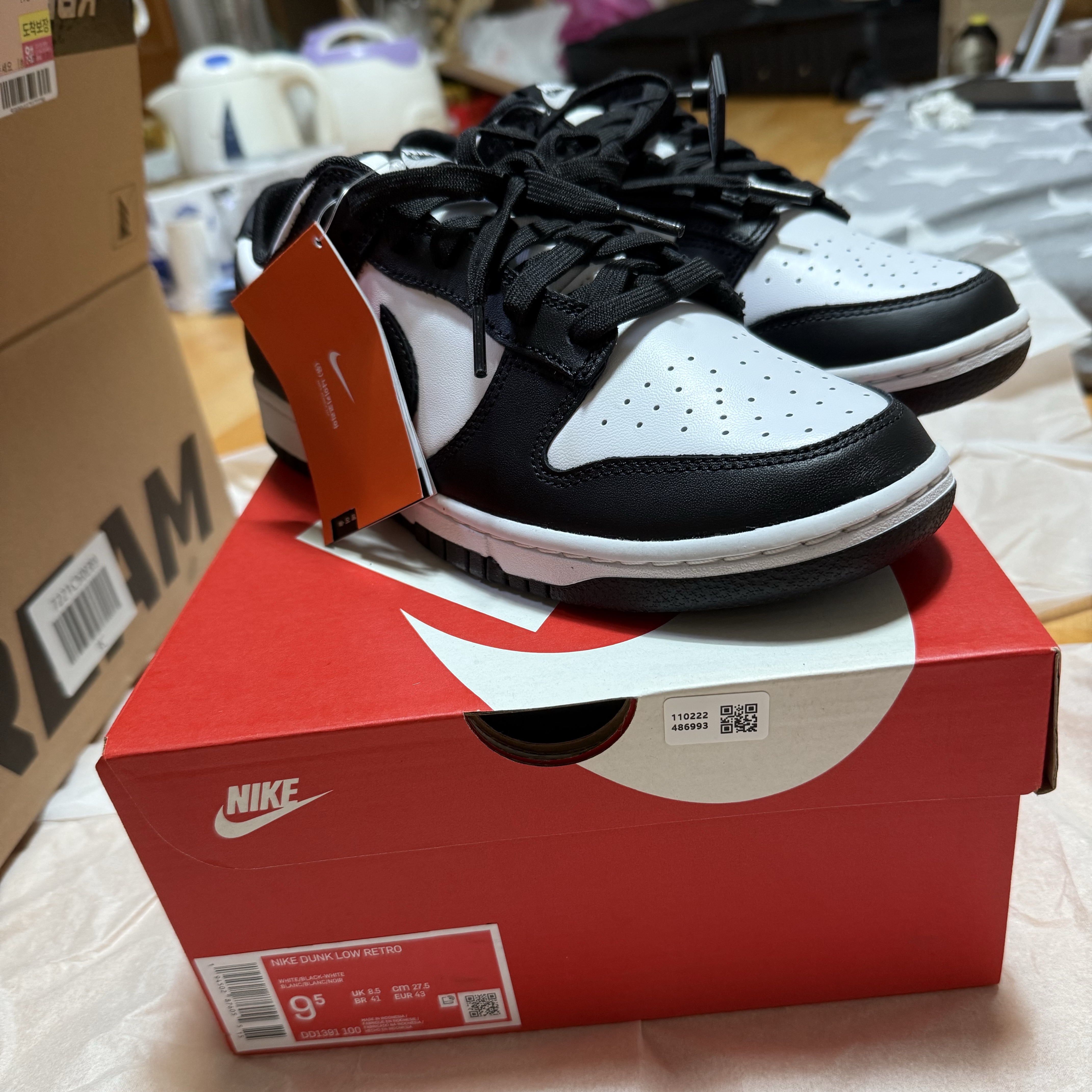 Nike Dunk Low Retro Black 착용 스타일