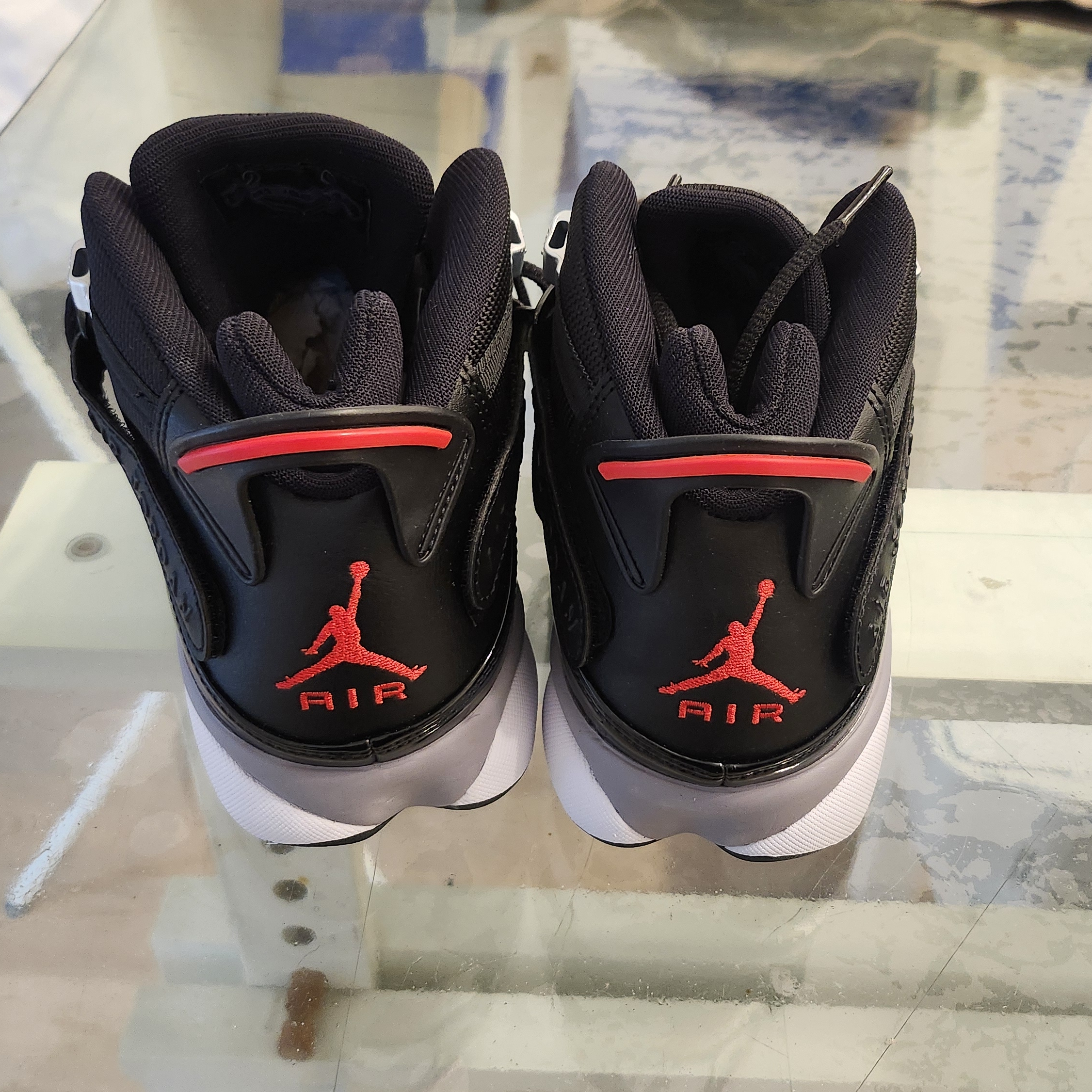 Jordan 6 Rings Black Varsity Red 2019 착용 스타일 - 3