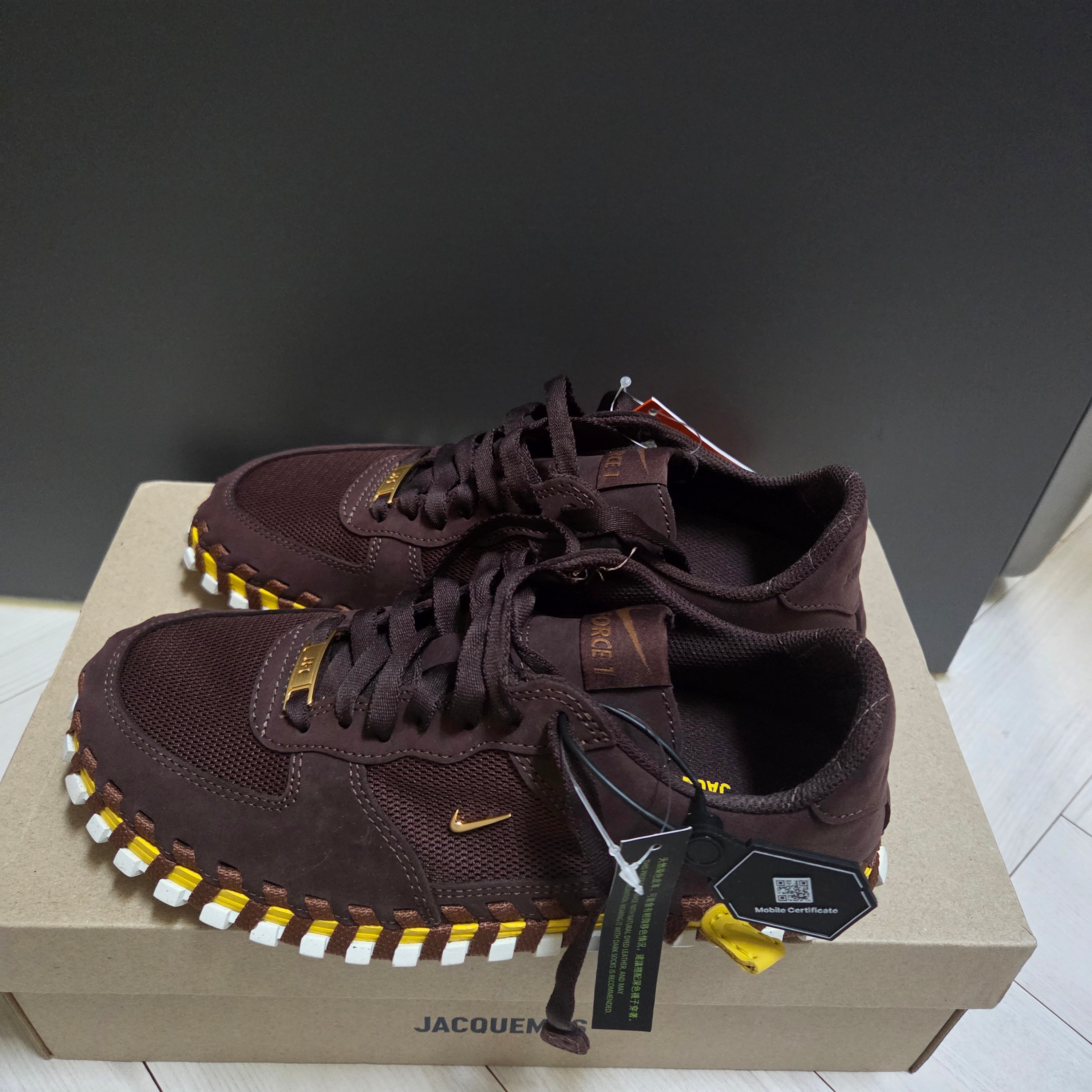Nike x Jacquemus J Force 1 Low LX SP Earth 착용 스타일 - 1