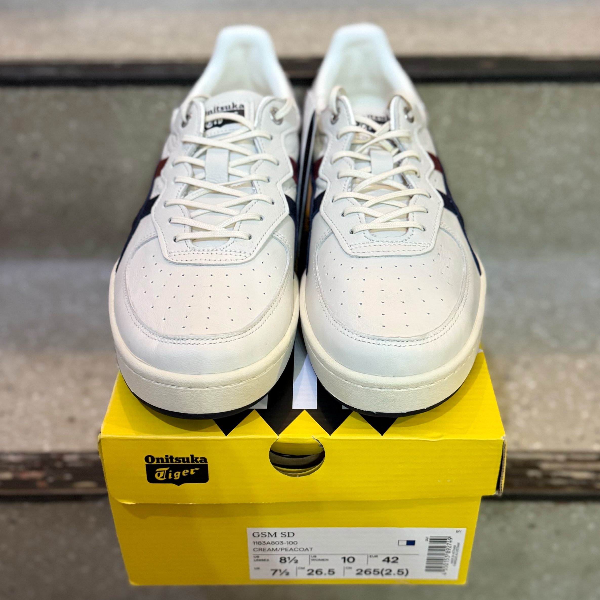 Onitsuka Tiger GSM SD Cream Peacoat 착용 스타일 - 2