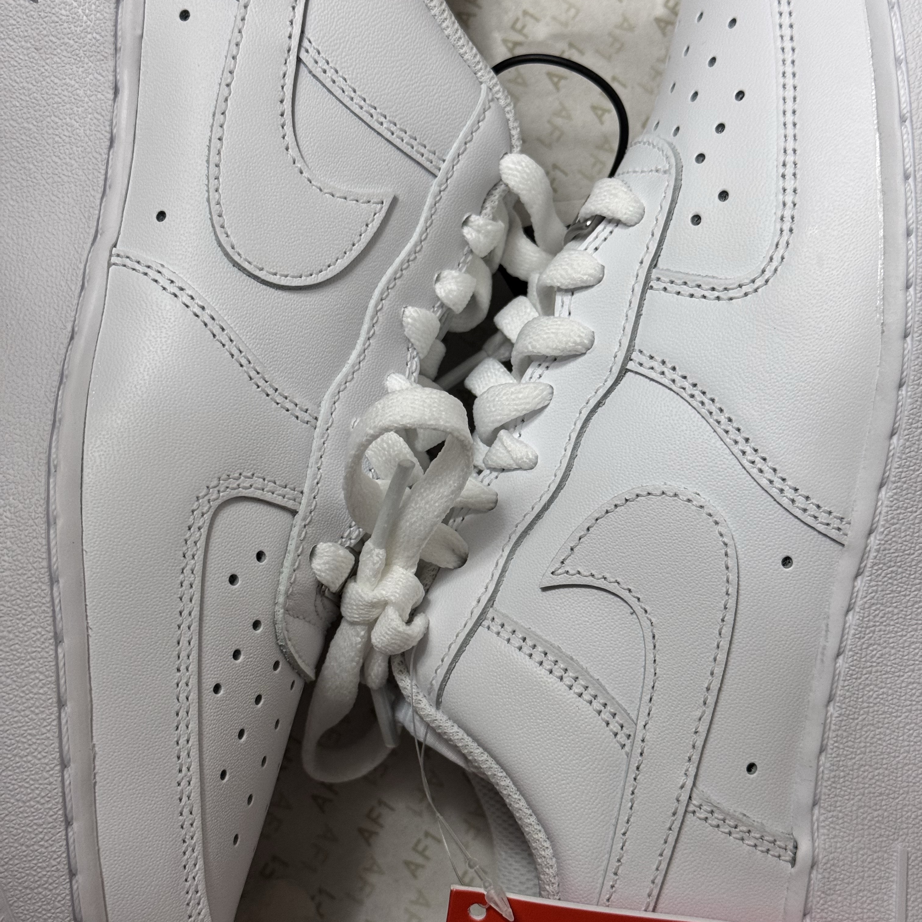 Nike Air Force 1 '07 Low White 착용 스타일