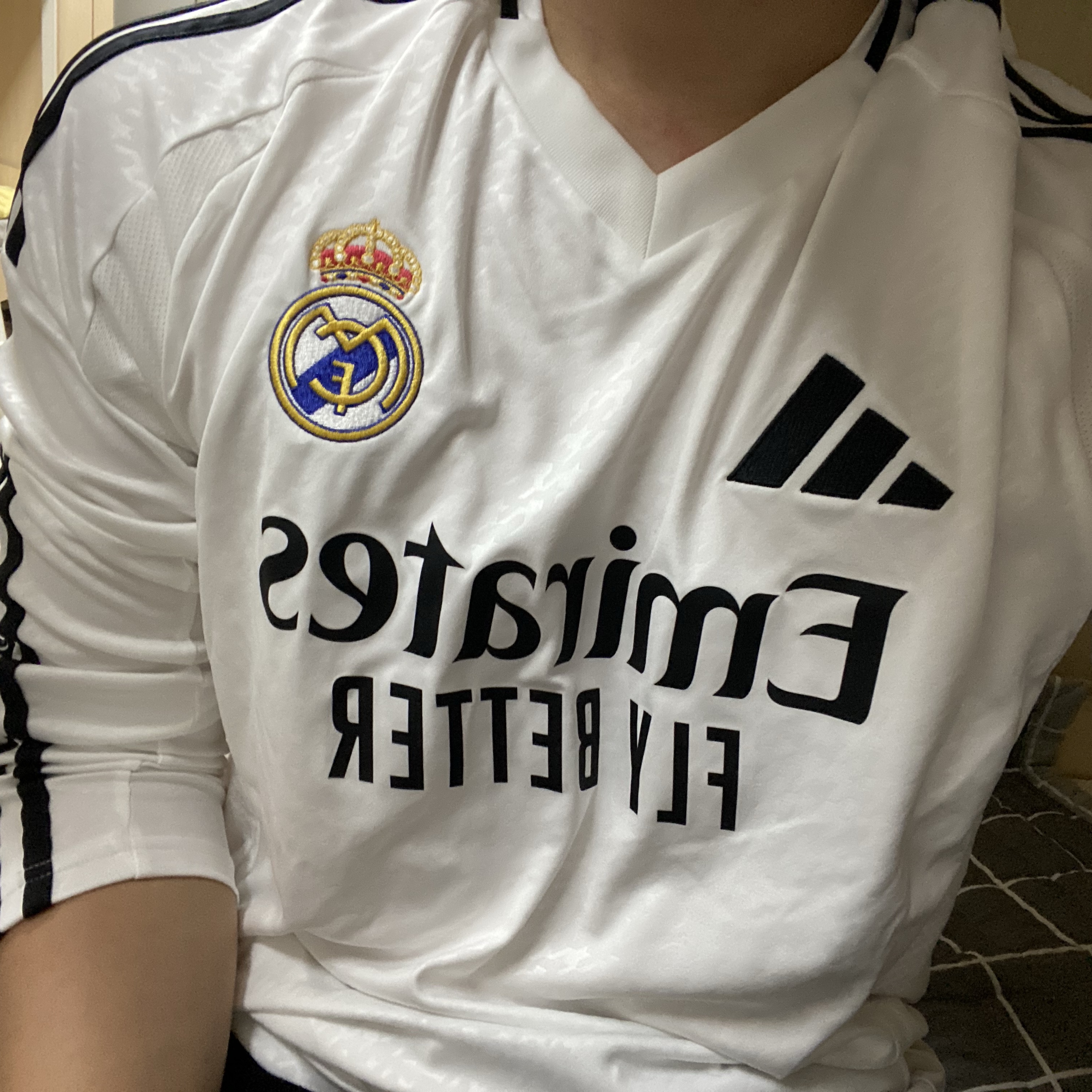 Adidas Real Madrid 2024/25 Home Long Sleeve Jersey White - KR Sizing (Non Marking Ver.) 착용 스타일