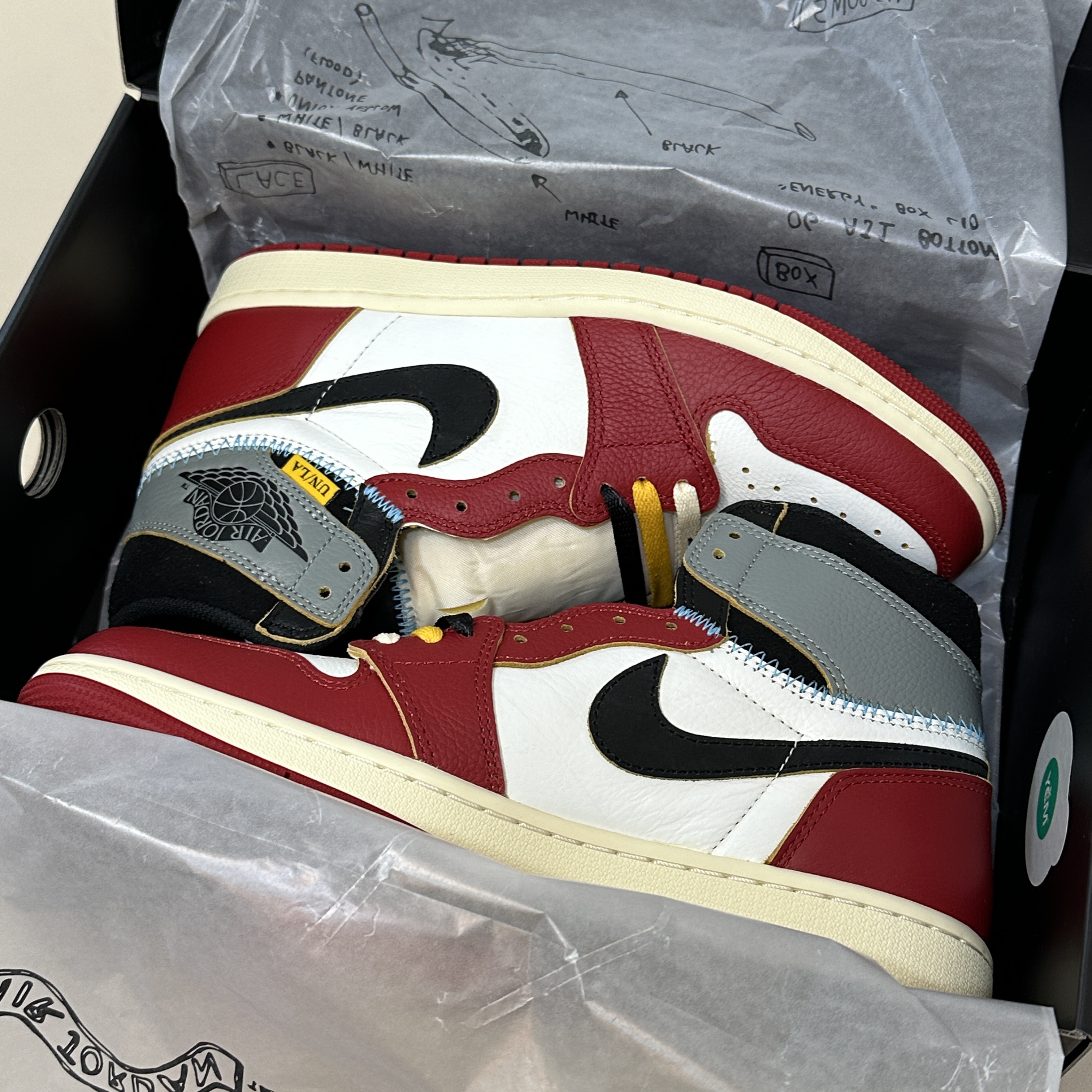 Jordan 1 x Union Retro High OG Chicago Shadow 착용 스타일 - 2
