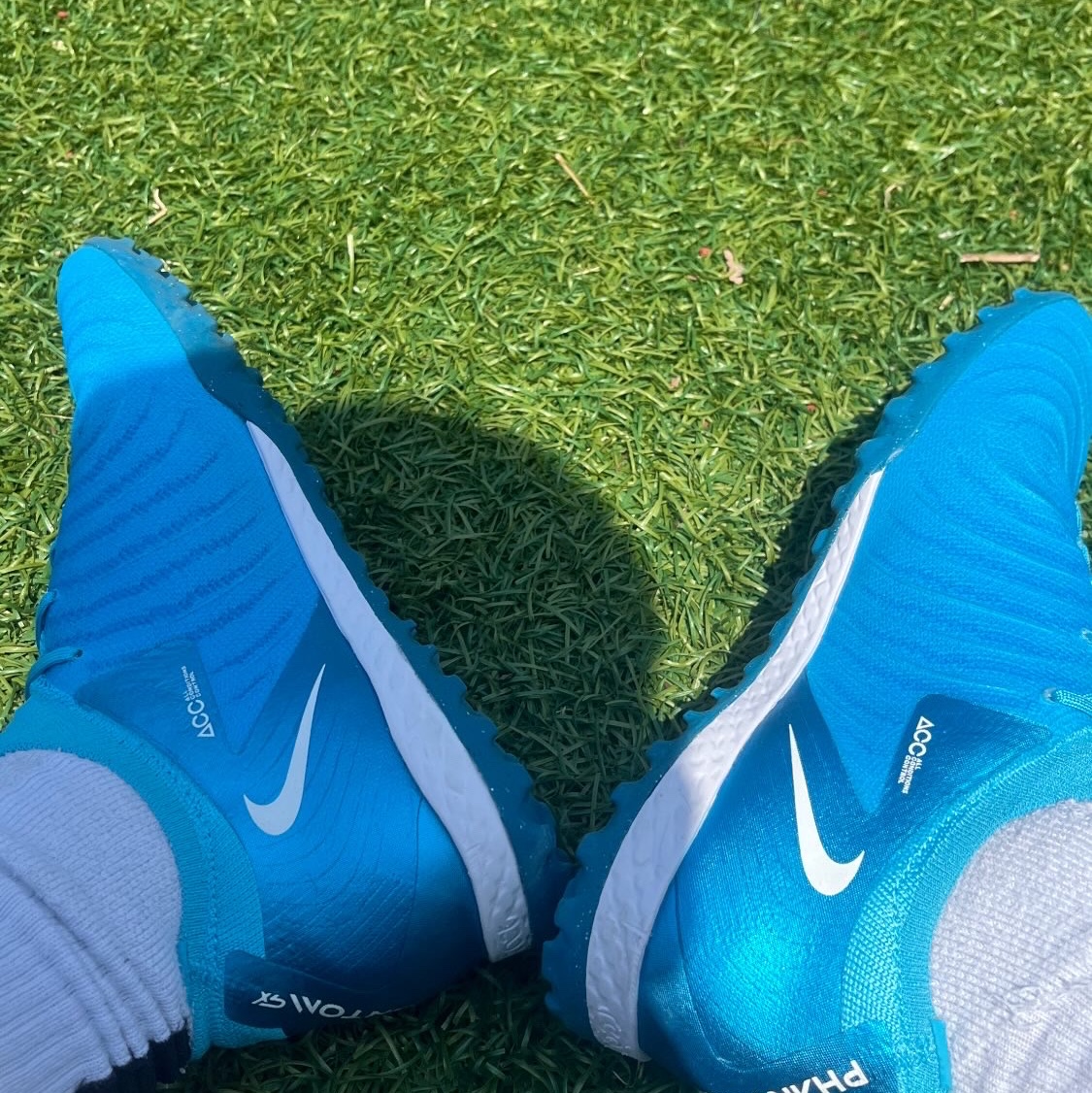 Nike Phantom GX 2 Pro TF Blue Fury White 착용 스타일