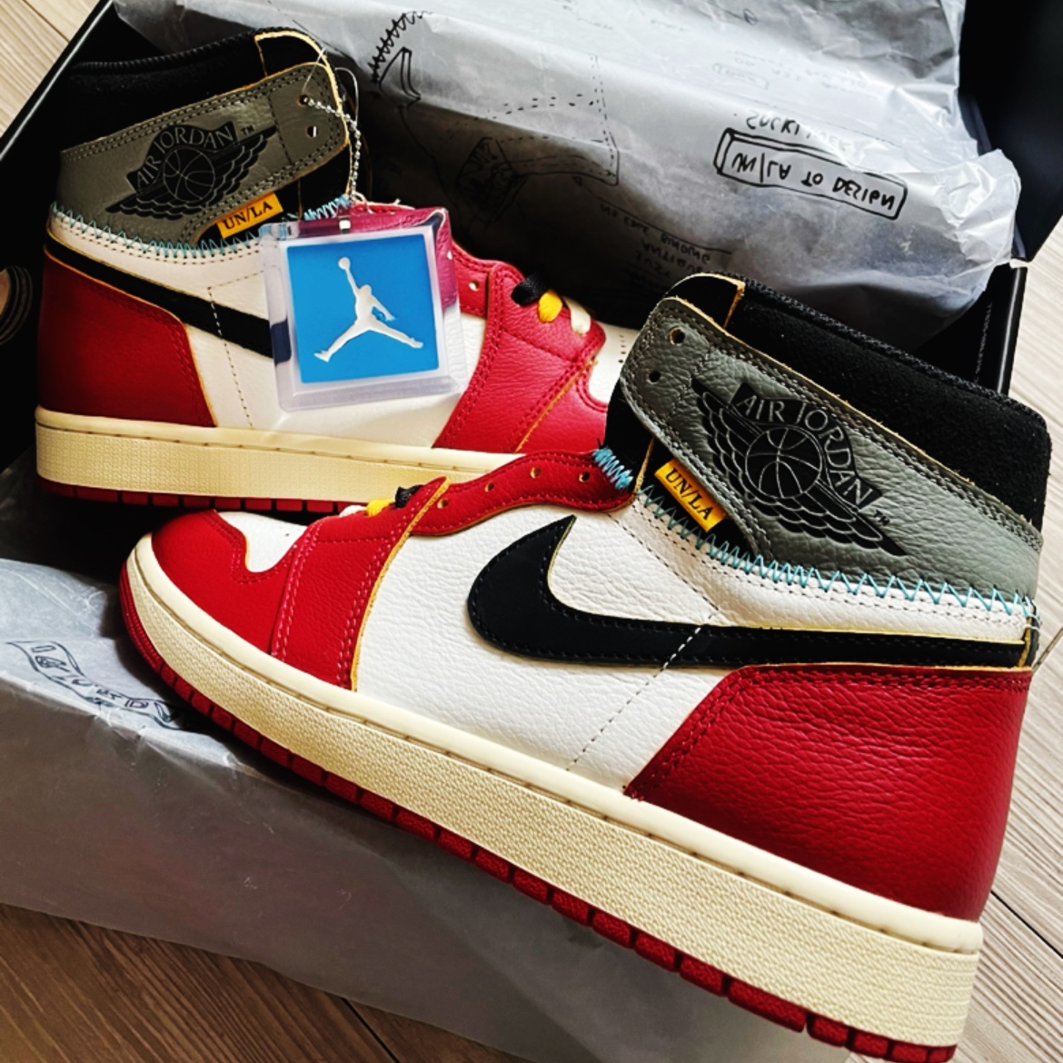 Jordan 1 x Union Retro High OG Chicago Shadow 착용 스타일 - 1