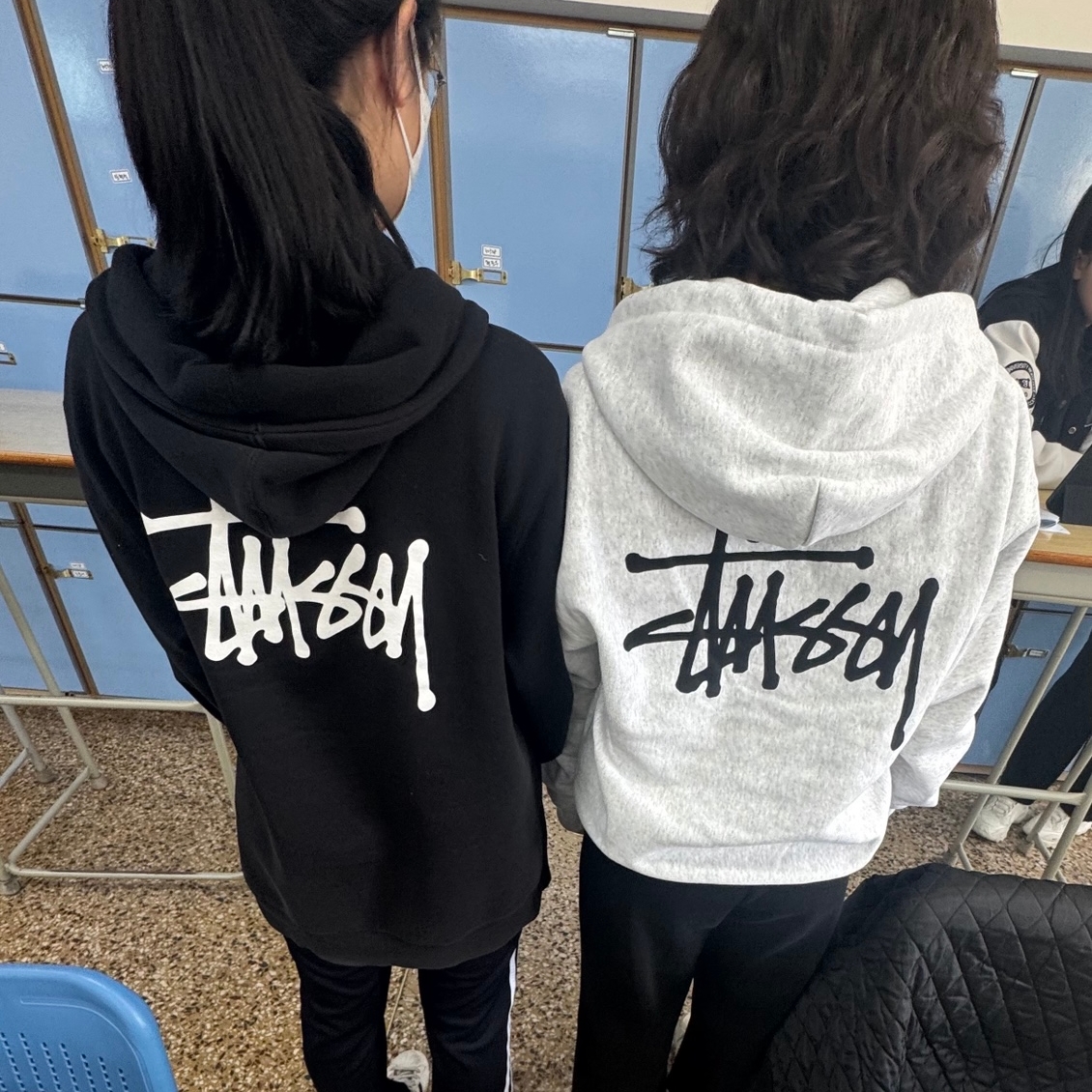 Stussy Basic Stussy Zip Hoodie Ash Heather, Stussy Basic Zip Hoodie Black 착용 스타일