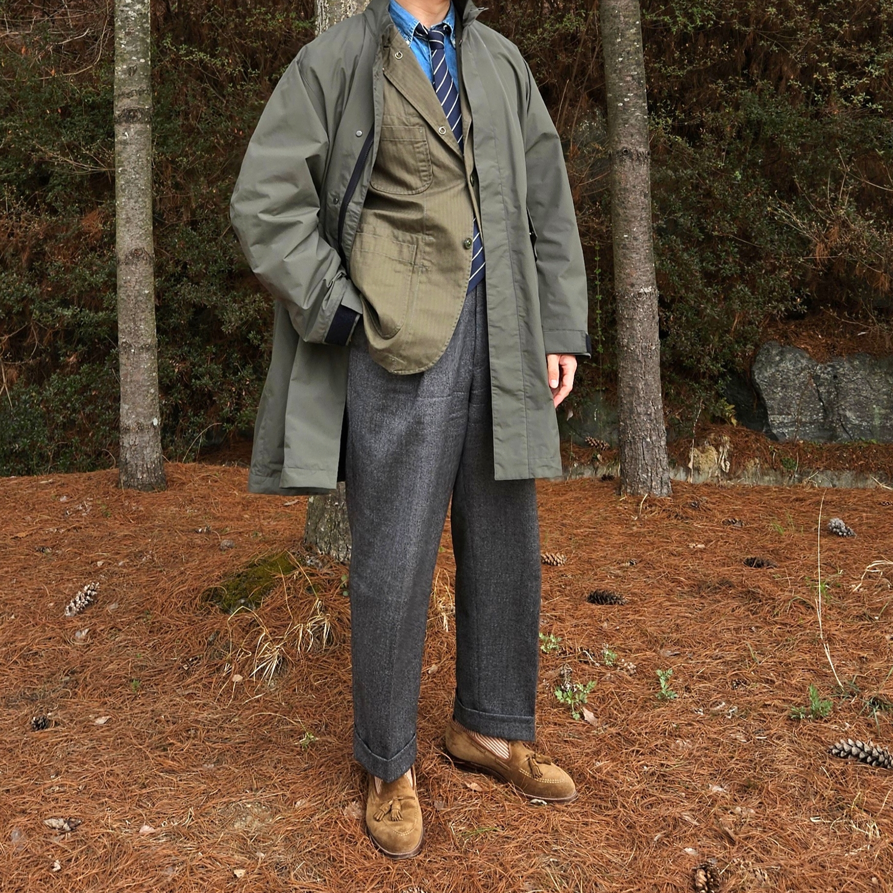 Alden 6243 Suede Unlined Flex Penny Loafer Snuff - D, Engineered Garments Ripstop Bedford Jacket Olive 착용 스타일 - 2