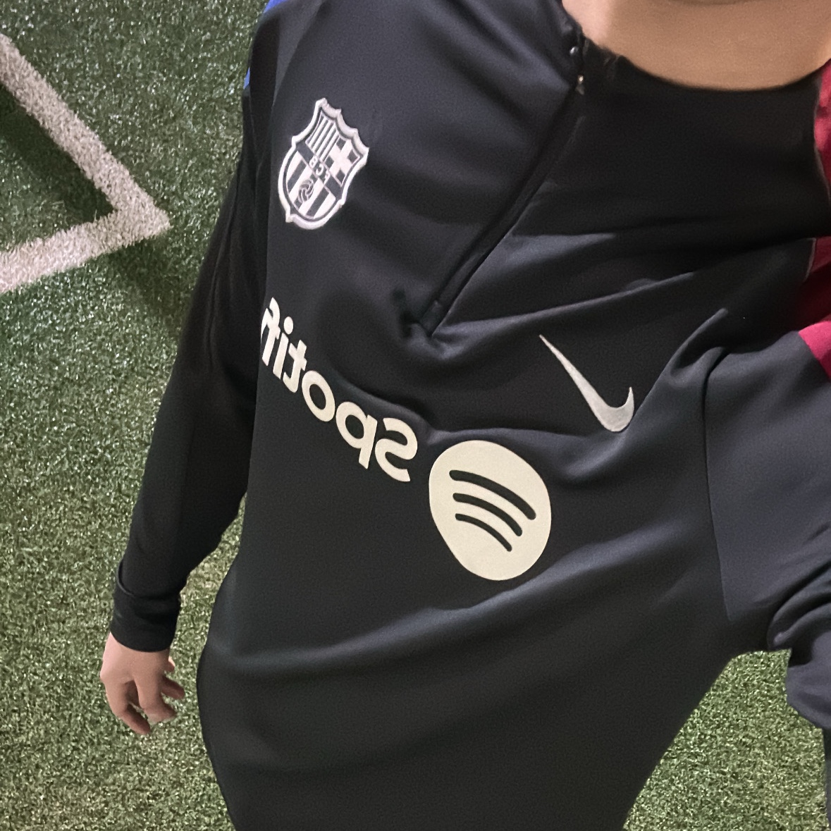 Nike FC Barcelona 2024/25 Strike Dri-Fit Drill Top Black Noble Red (Non Marking Ver.), Nike FC Barcelona Dri-Fit Strike Pants Black - US/EU 착용 스타일
