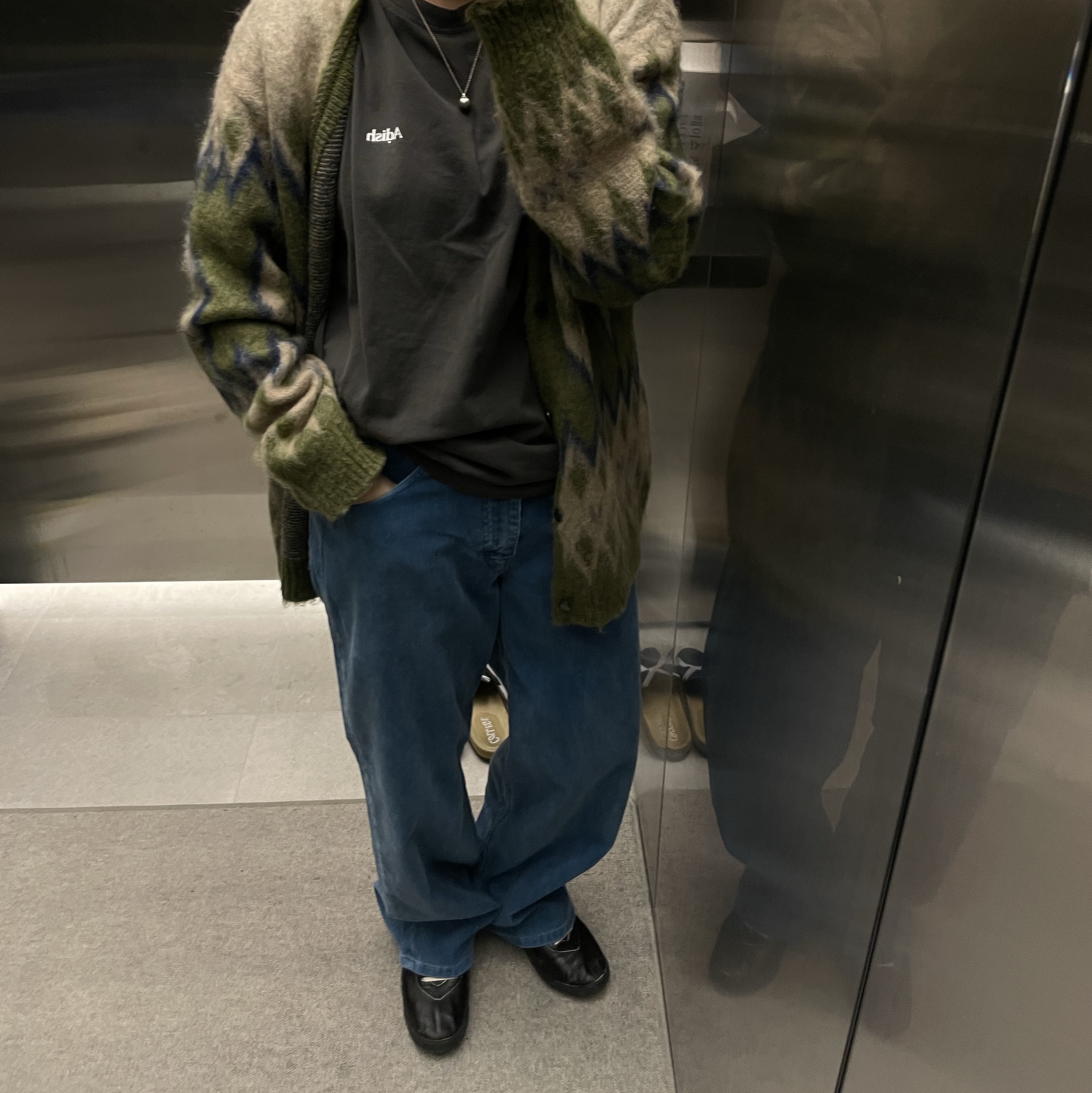 Nike x Bode Astrograbber SP Black and Coconut Milk, Needles Diamond Mohair Cardigan Olive 착용 스타일 - 2