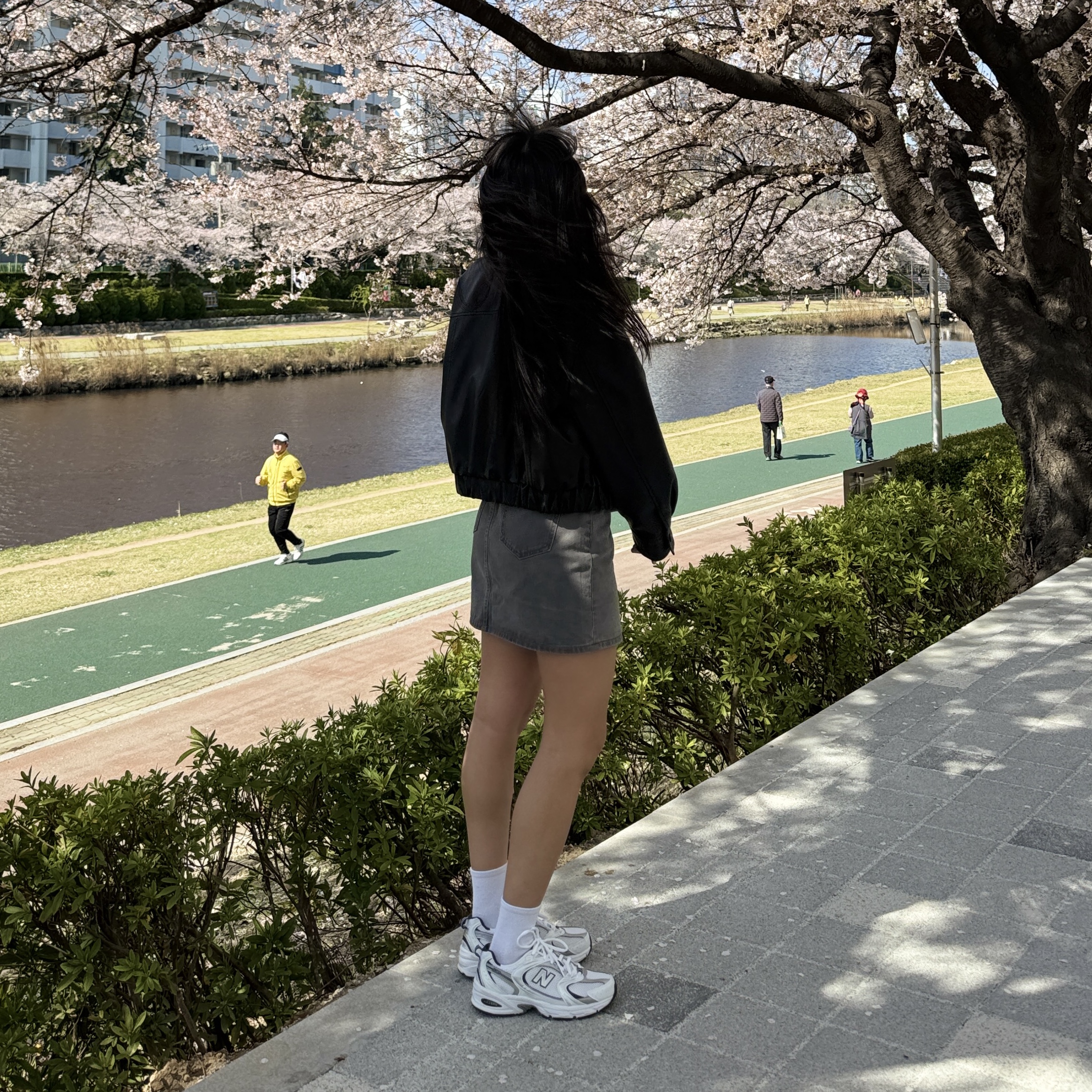 New Balance 530 White 착용 스타일