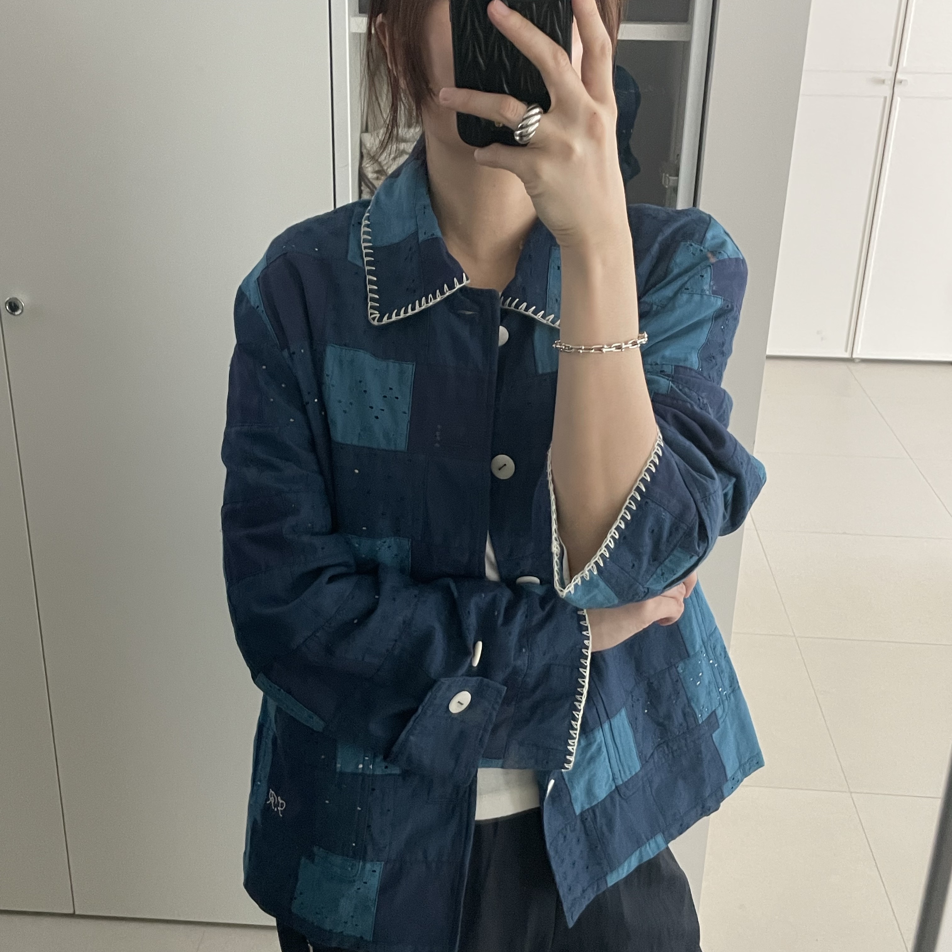 Fritur Weaving Lace Track Pants Navy_F251PT03 착용 스타일 - 2