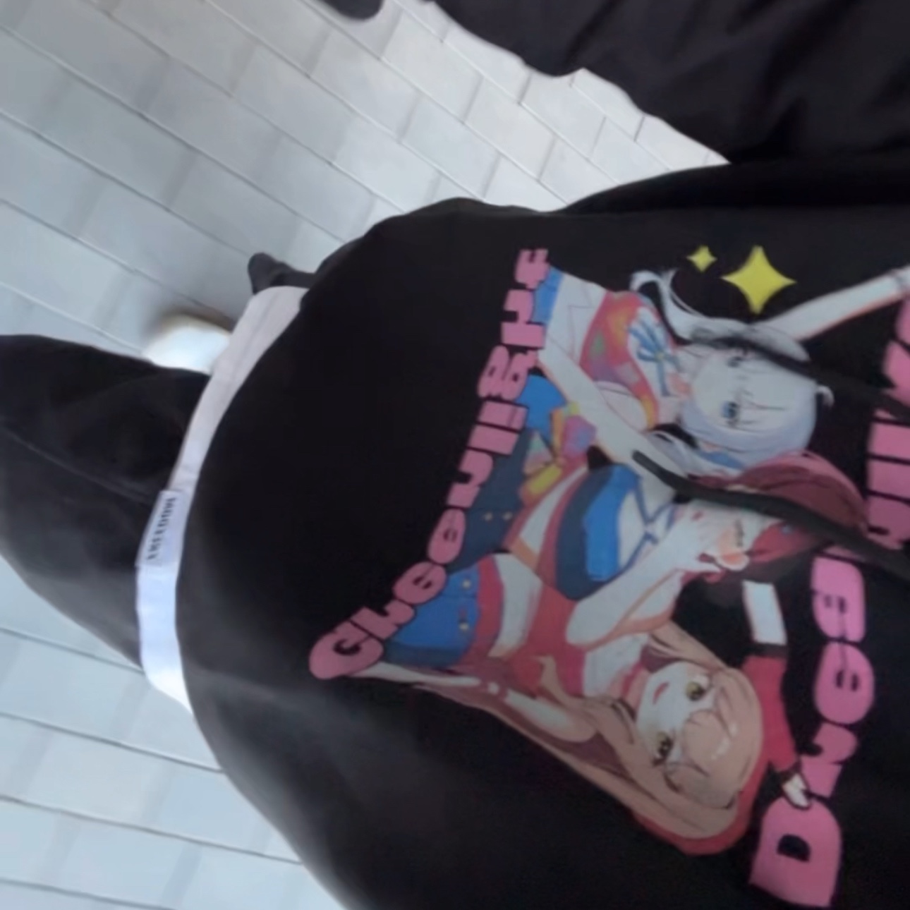 Woowakgood Isegye Idol Hoodie Black 착용 스타일
