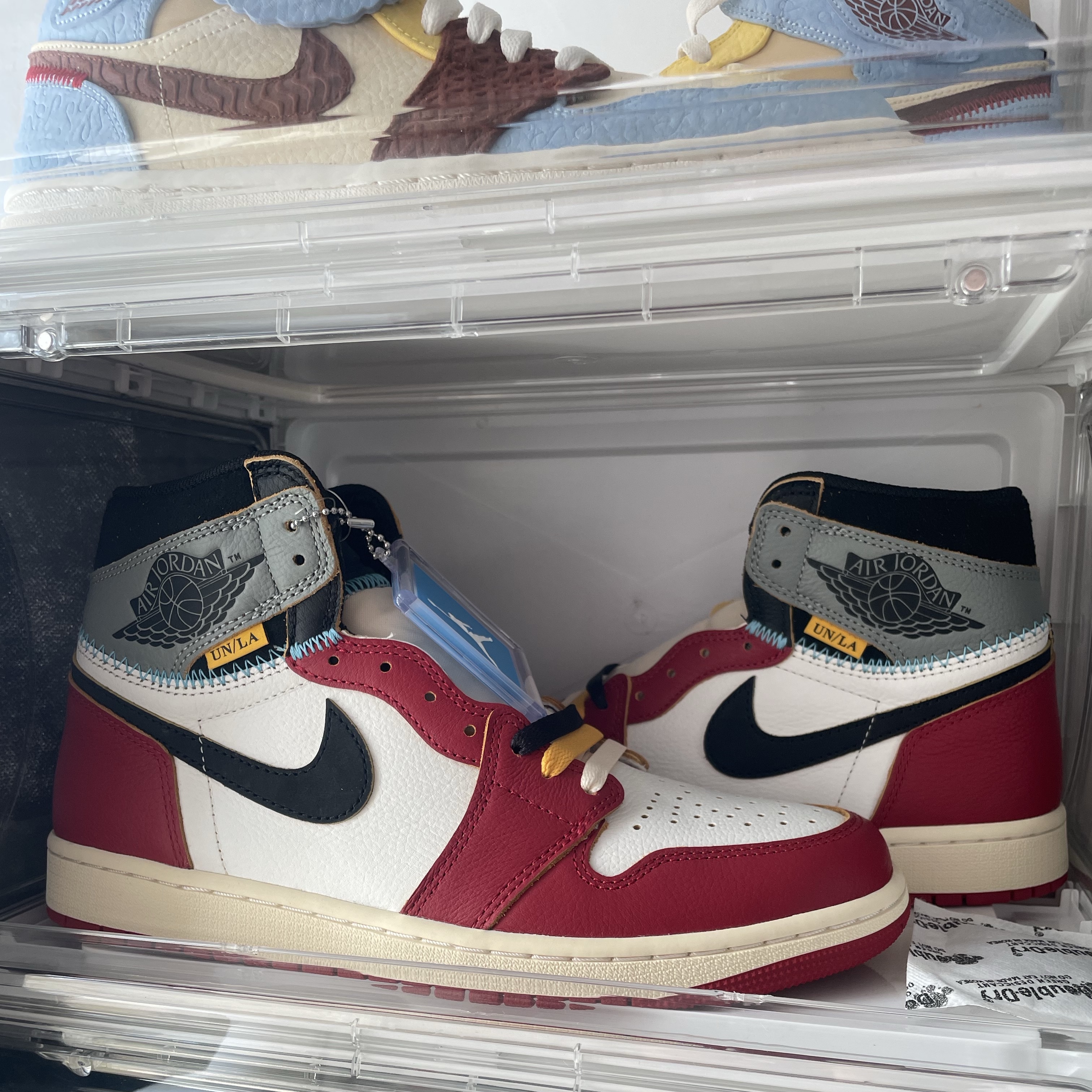 Jordan 1 x Union Retro High OG Chicago Shadow 착용 스타일 - 5