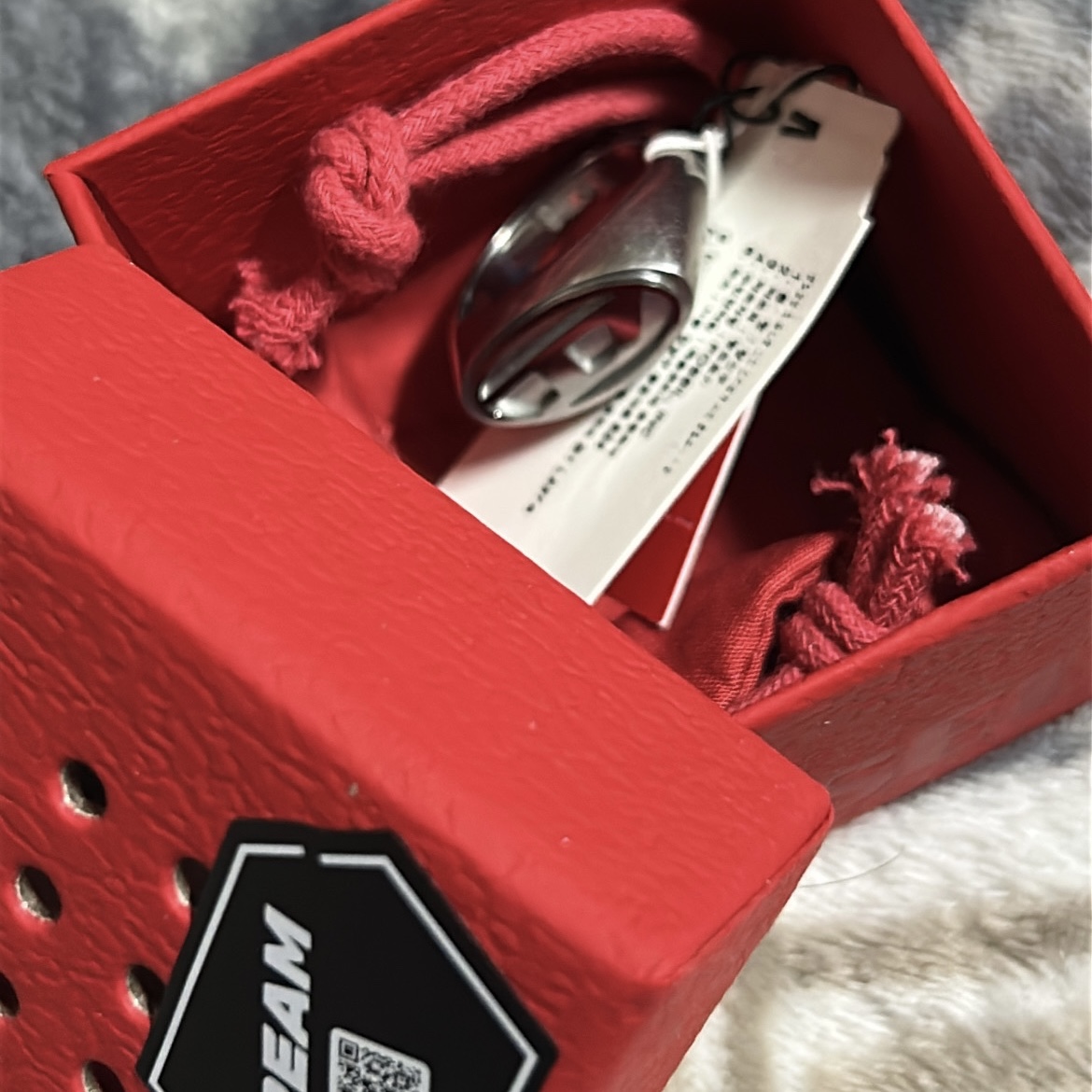 Diesel Dx1475 Stainless Steel Signet Ring Silver 착용 스타일