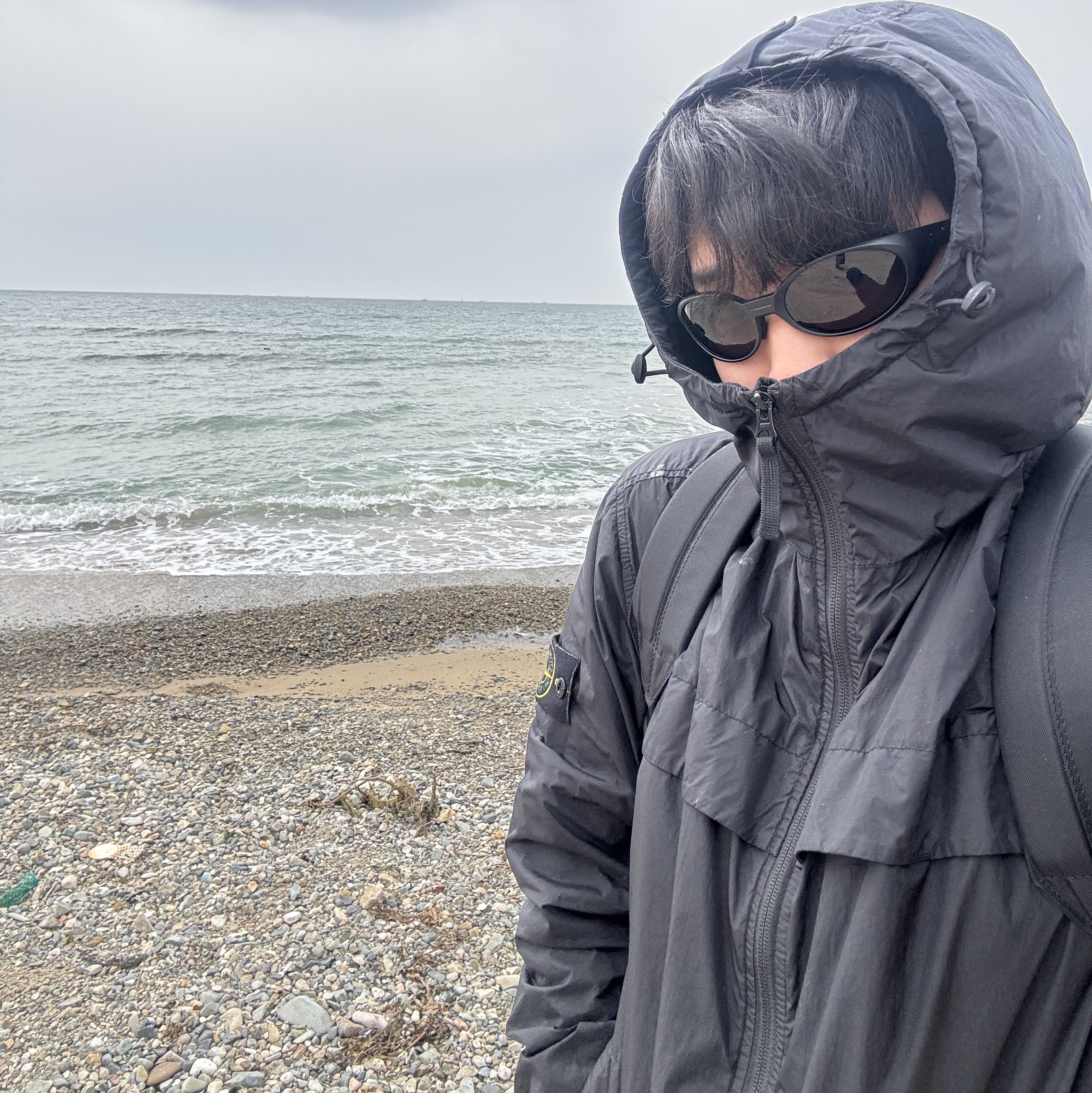 Stone Island 40922 Garment Dyed Crinkle Reps R-Nylon Dark Grey - 24SS, Apple AirPods Max Lightning Silver (Korean Ver.) 착용 스타일 - 2