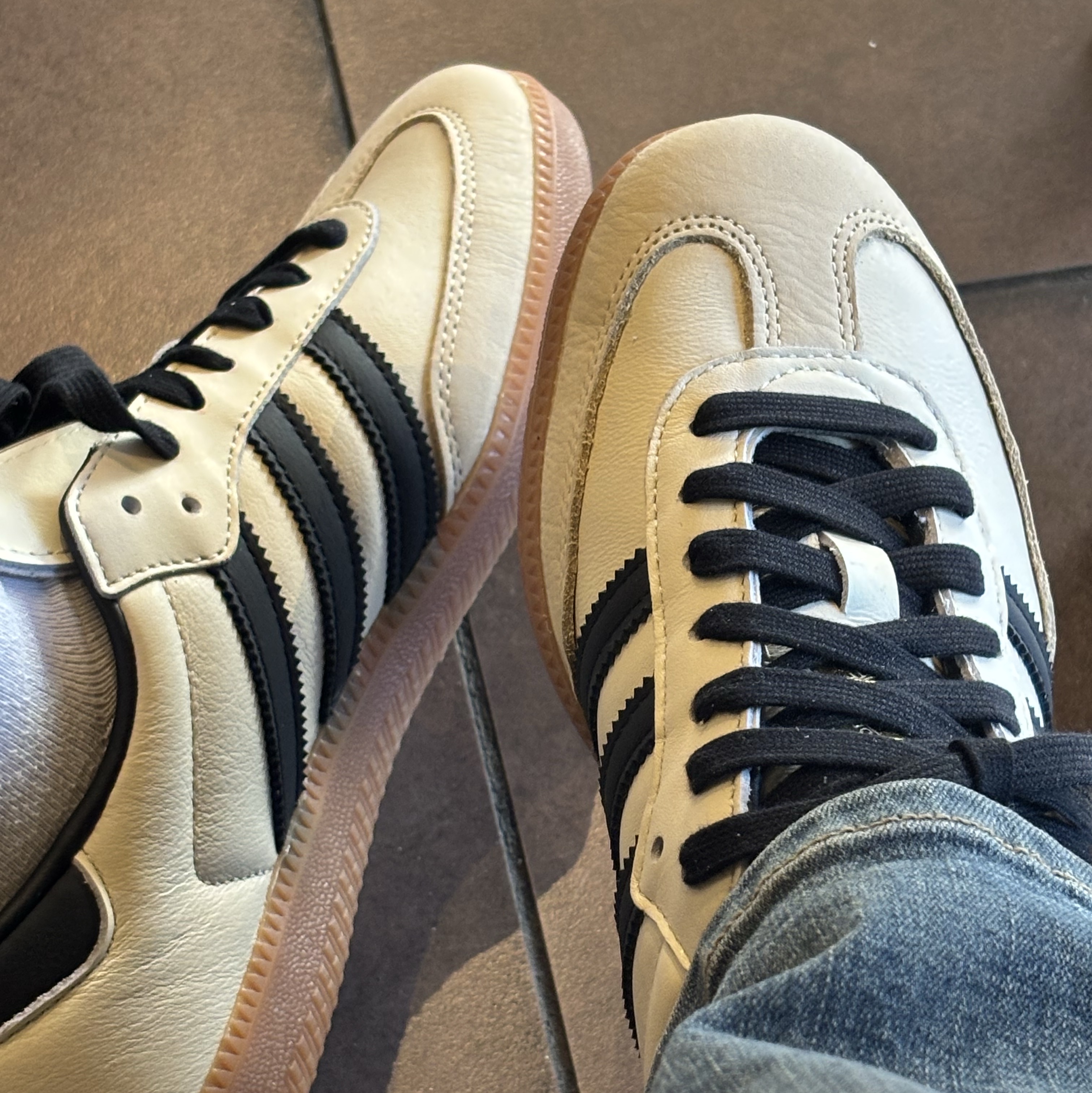 (W) Adidas Samba OG Cream White Core Black 착용 스타일