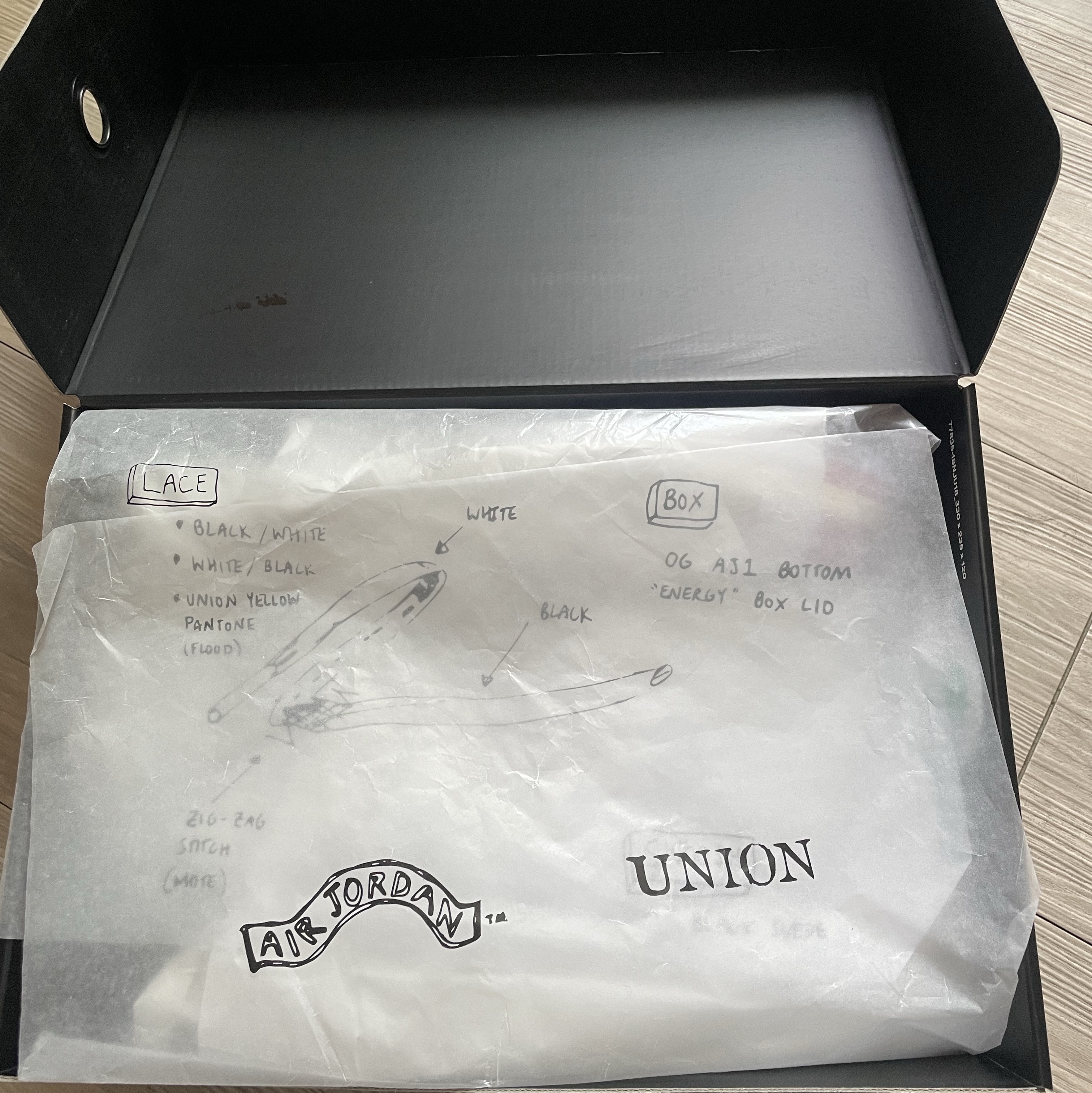 Jordan 1 x Union Retro High OG Chicago Shadow 착용 스타일 - 6