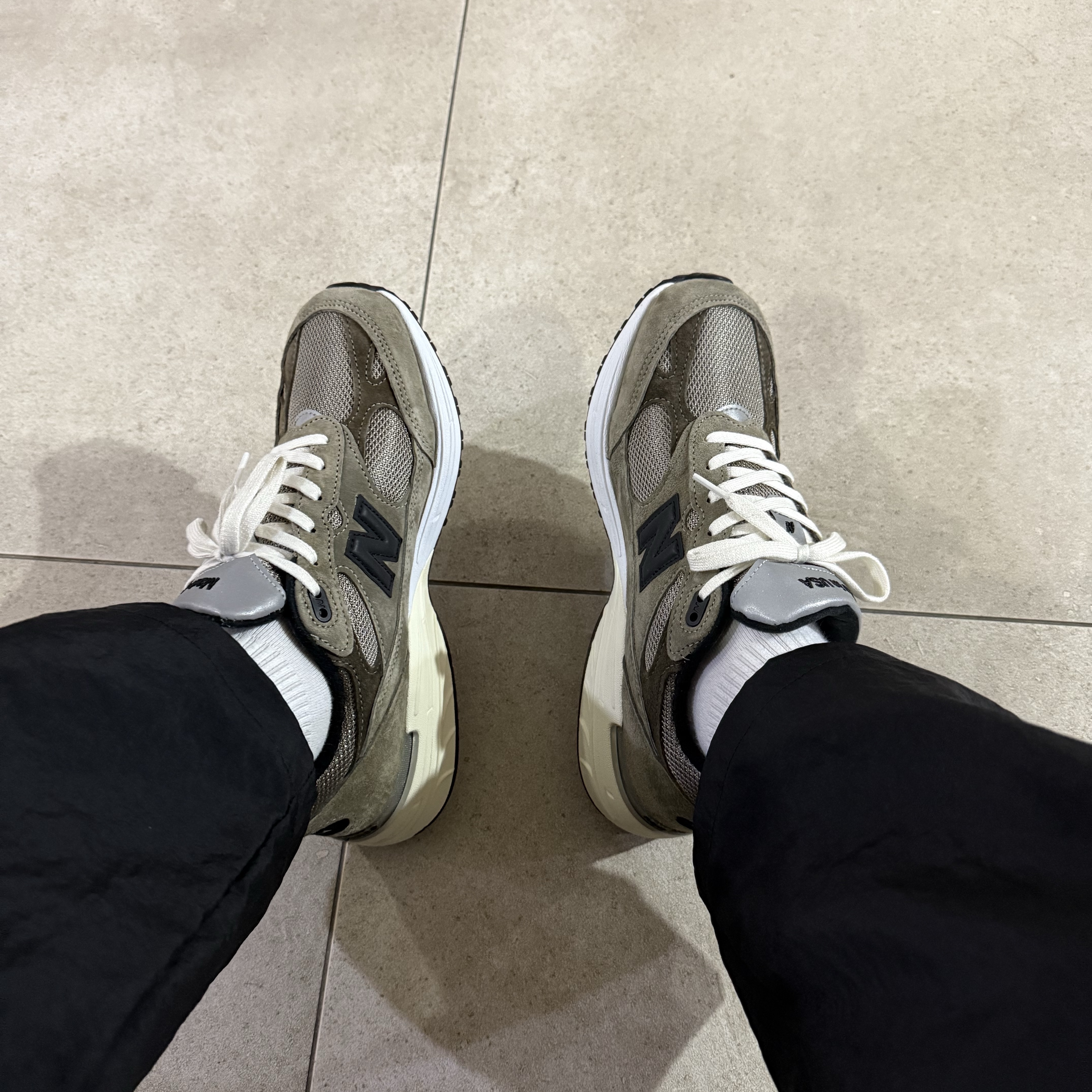 New Balance x JJJJound 993 Made in USA Mushroom White 착용 스타일