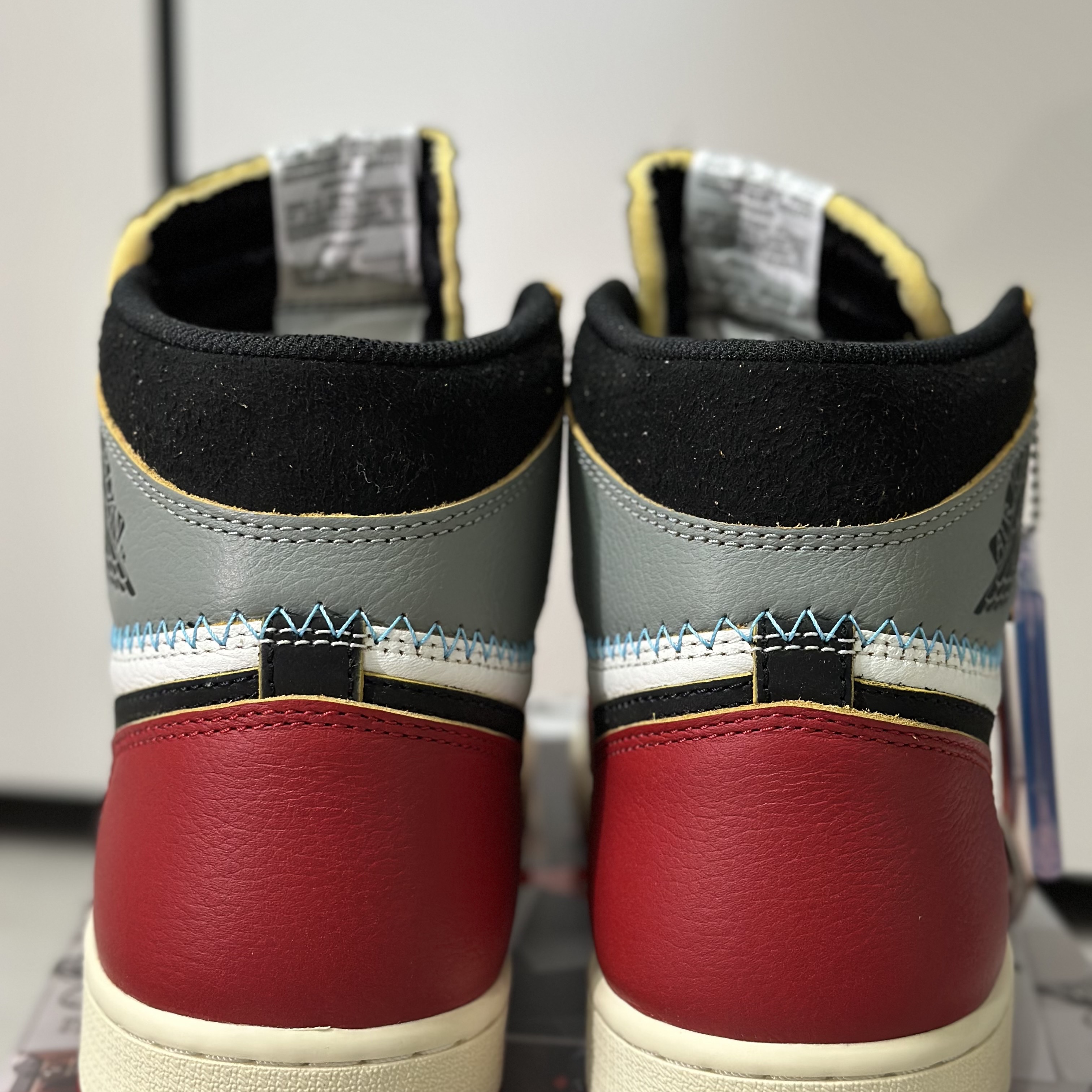 Jordan 1 x Union Retro High OG Chicago Shadow 착용 스타일 - 4