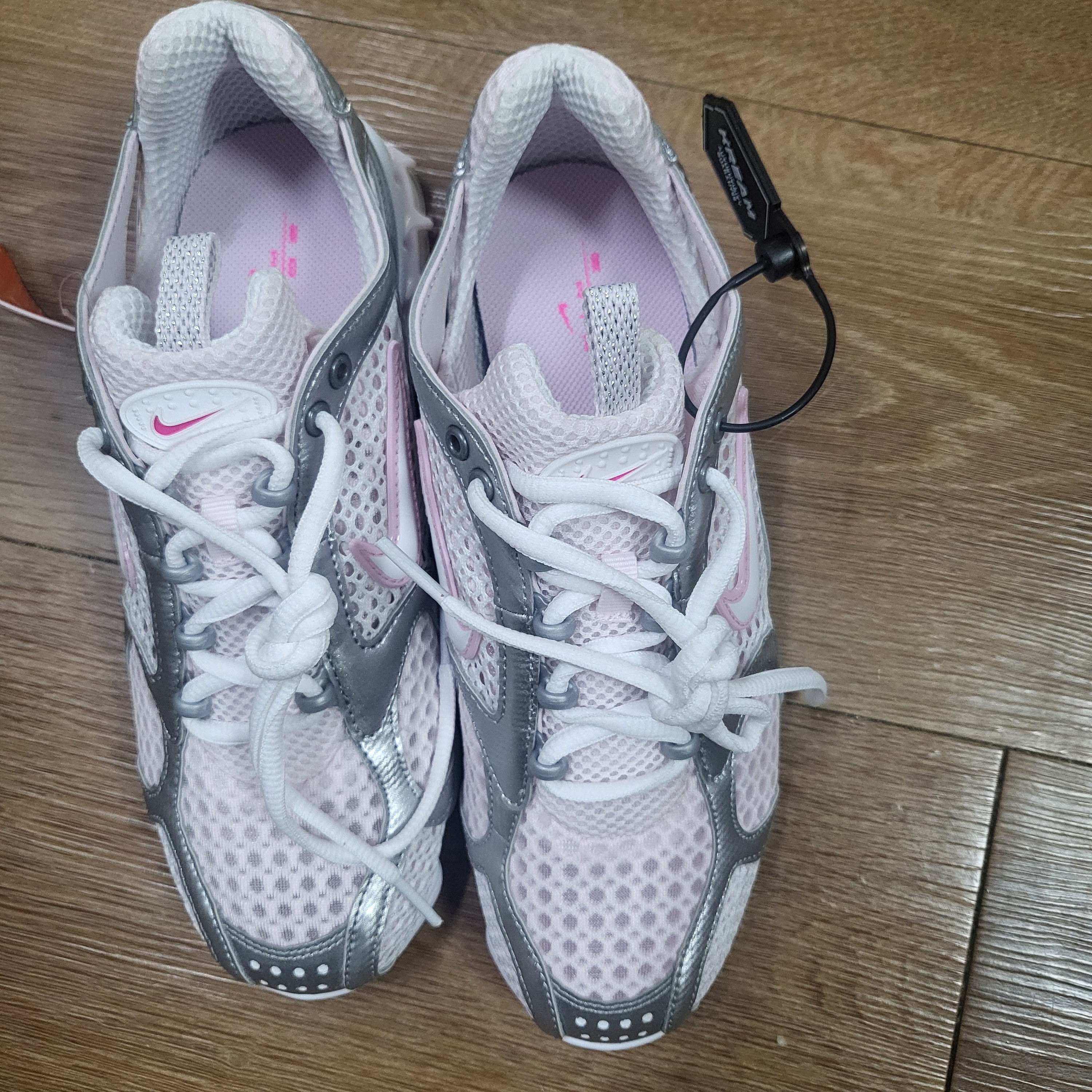 (W) Nike Air Zoom Spiridon Cage 2 Pale Pink 착용 스타일 - 3