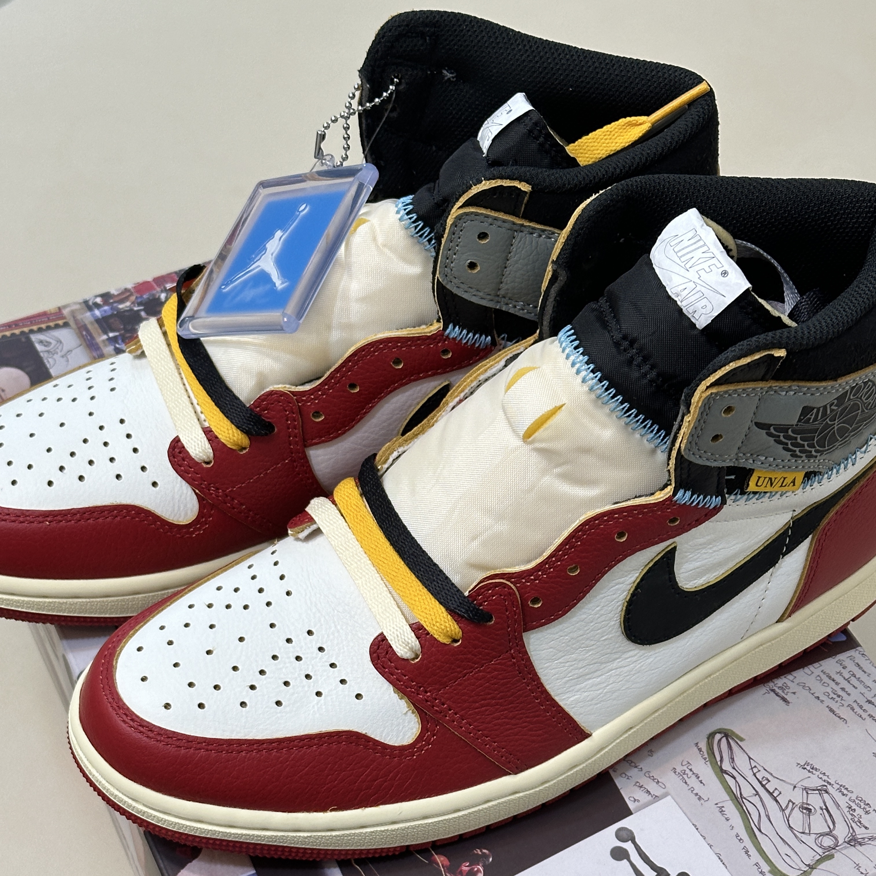 Jordan 1 x Union Retro High OG Chicago Shadow 착용 스타일 - 4