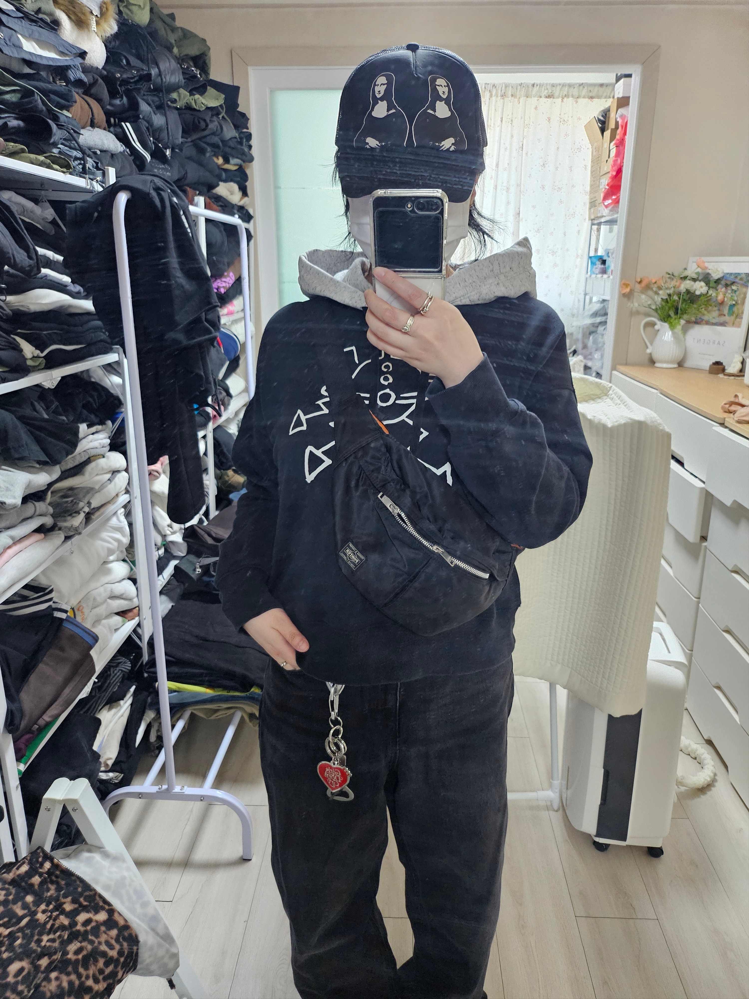 Porter Tanker Waist Bag S Black, Human Made Heart Keyring Red 착용 스타일