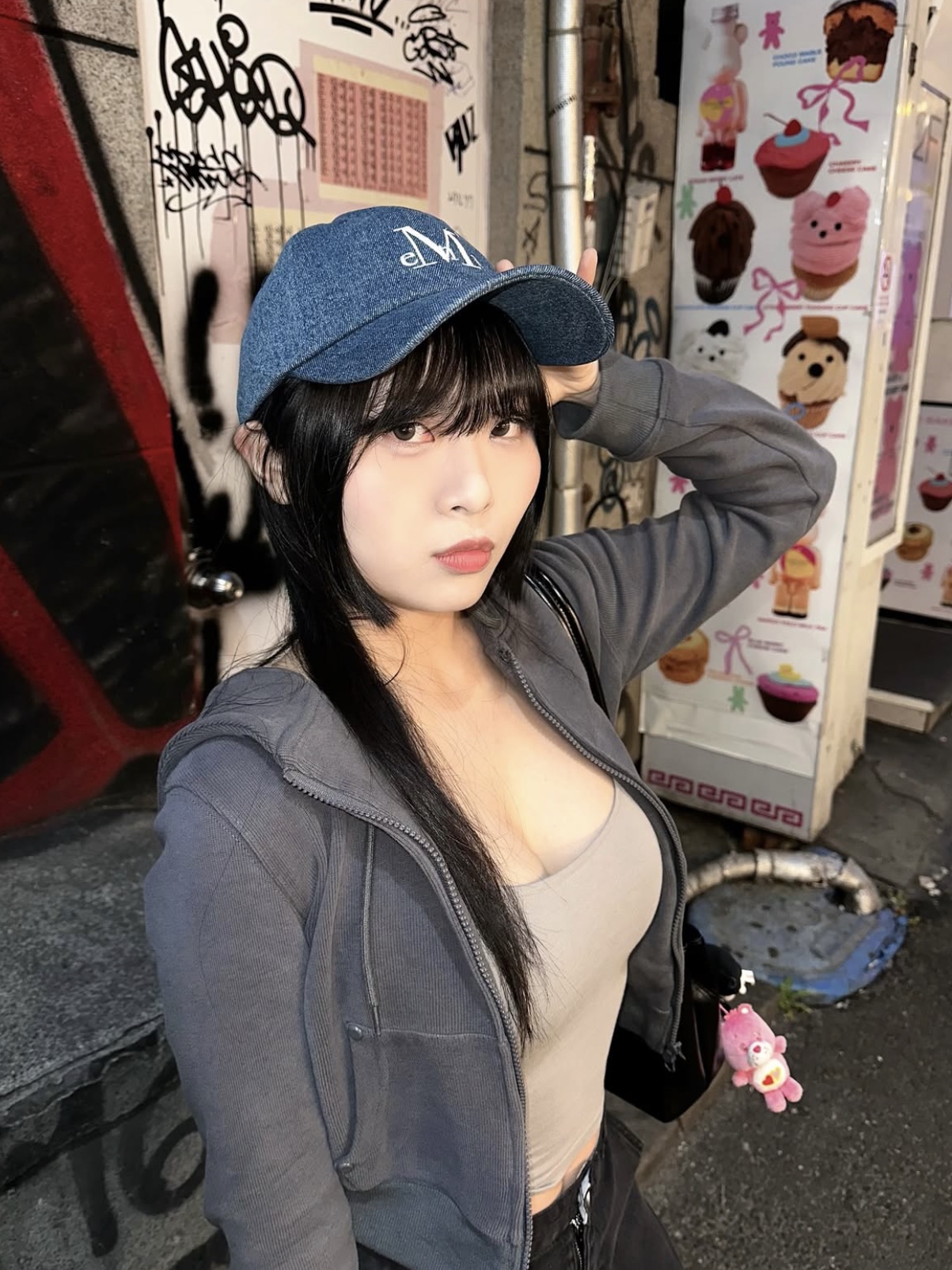 MUCENT Signature Ball Cap Stone Washing Denim 착용 스타일 - 4