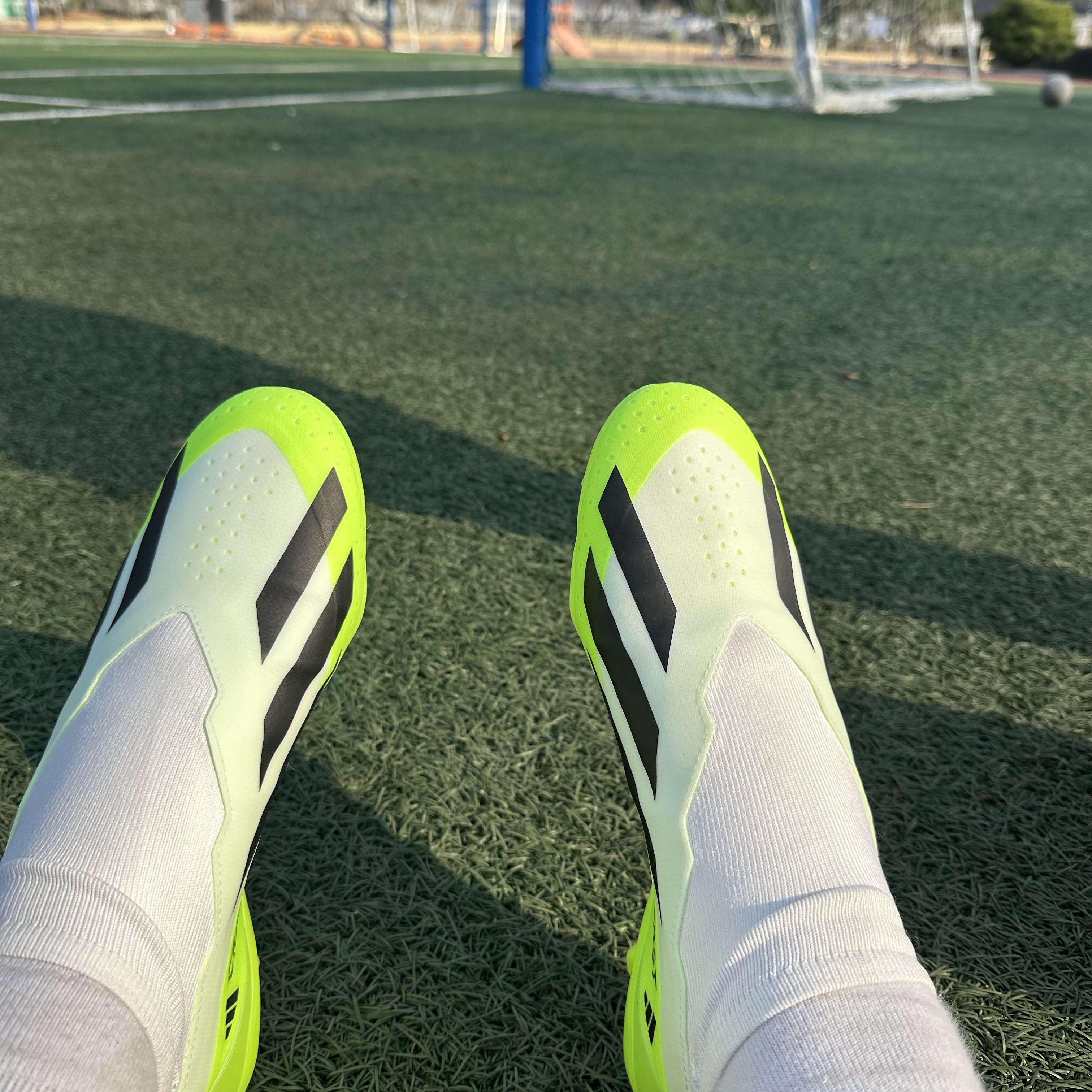 Adidas X Crazyfast.3 Laceless FG Cloud White Lucid Lemon 착용 스타일 - 1