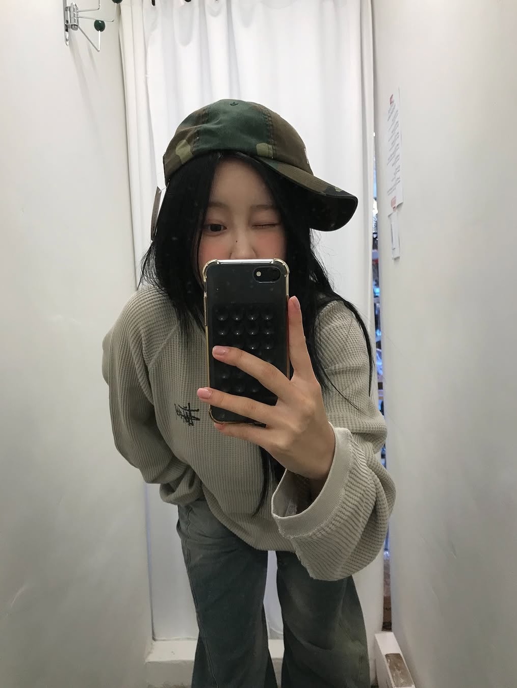스투시 로우 프로파일 베이직 워시드 스트랩백 우드랜드 카모, 스투시 래글런 써멀 롱슬리브 크루 본 착용 스타일 - 5