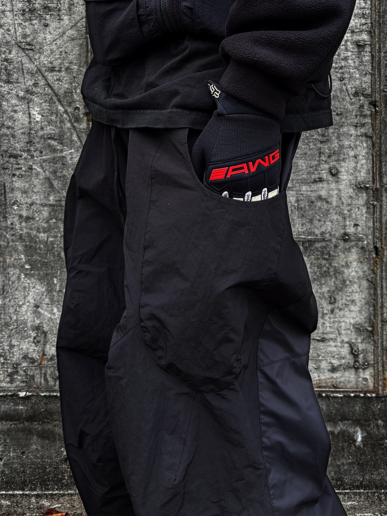 Nike x Matthew M Williams Zoom 004 Triple Black, Wapworks Denier Curved Track Pants 착용 스타일 - 5
