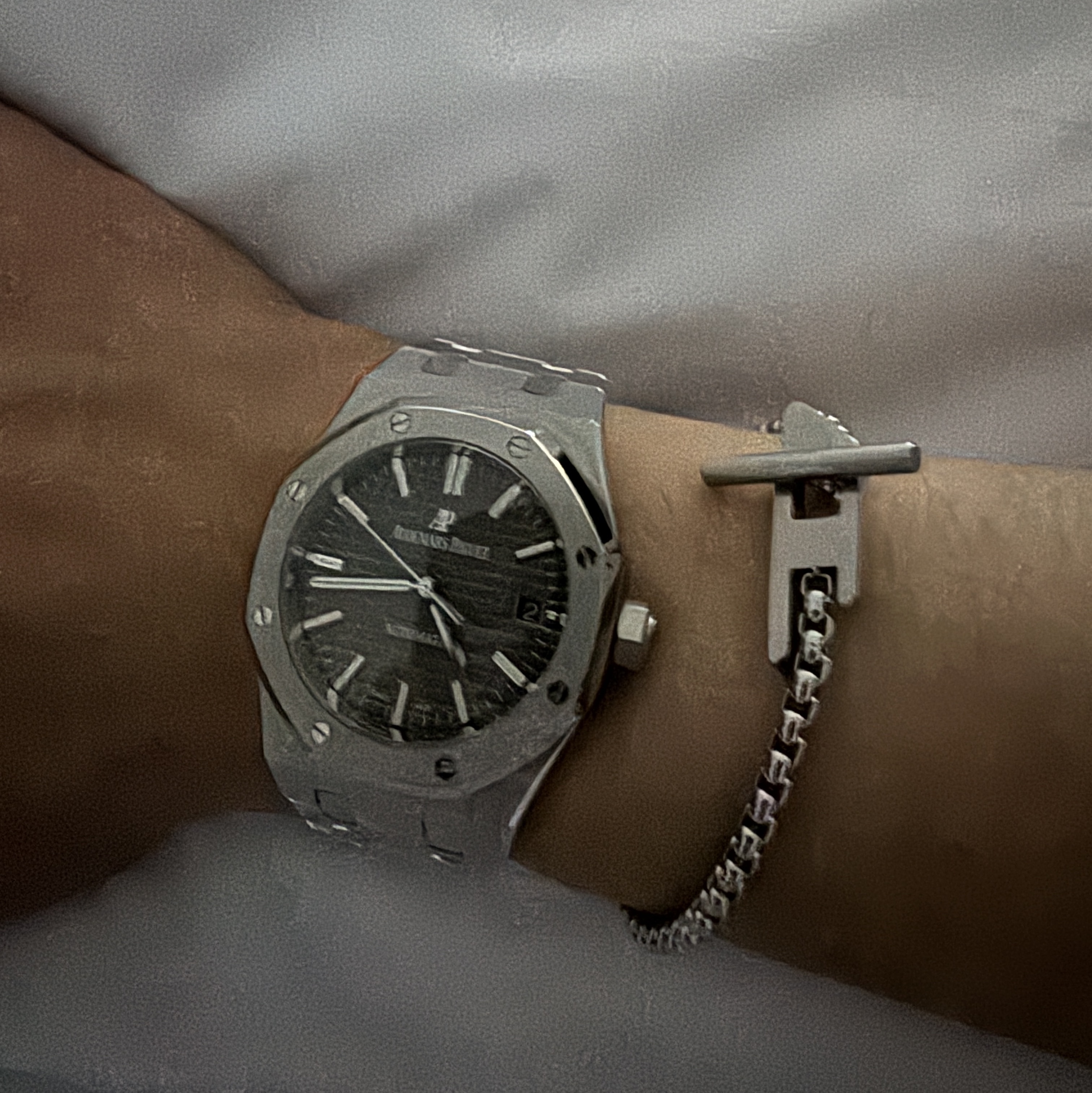 Audemars Piguet Royal Oak Selfwinding 50th Anniversary 37mm Steel Bracelet Grey, Diesel Dx1476 Stainless Steel Chain Bracelet Silver 착용 스타일