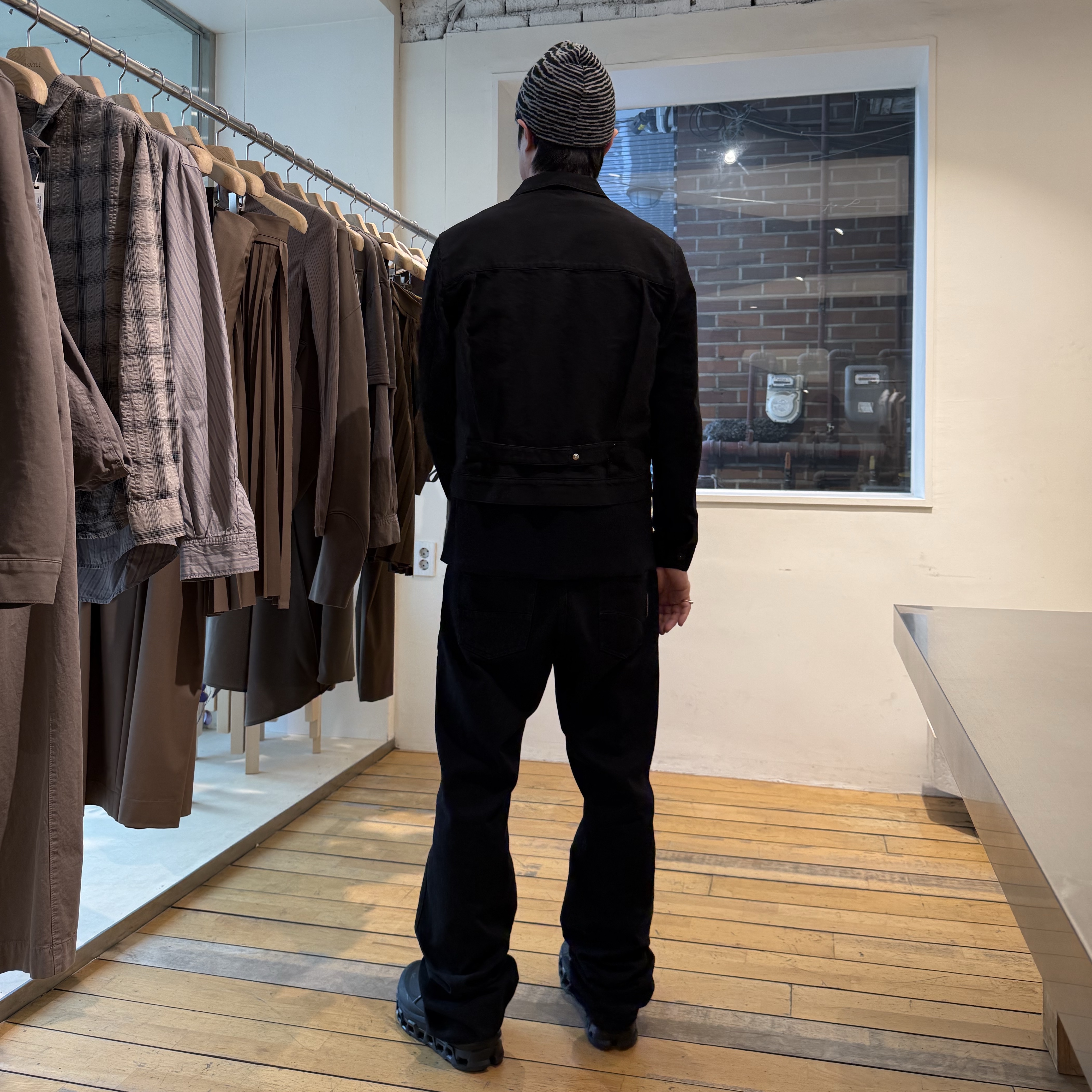 On Running x Post Archive Faction (Paf) Cloudmonster 2 Black Magnet 착용 스타일