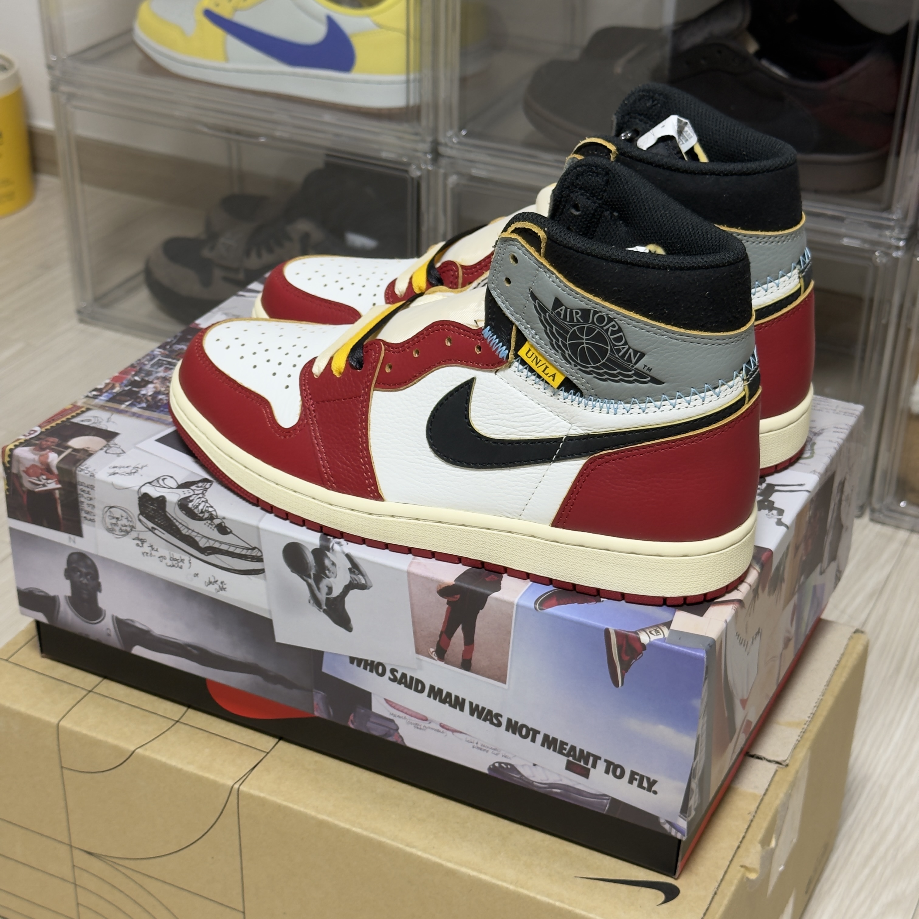 Jordan 1 x Union Retro High OG Chicago Shadow, (W) Jordan 1 x Travis Scott Retro Low OG SP Canary 착용 스타일