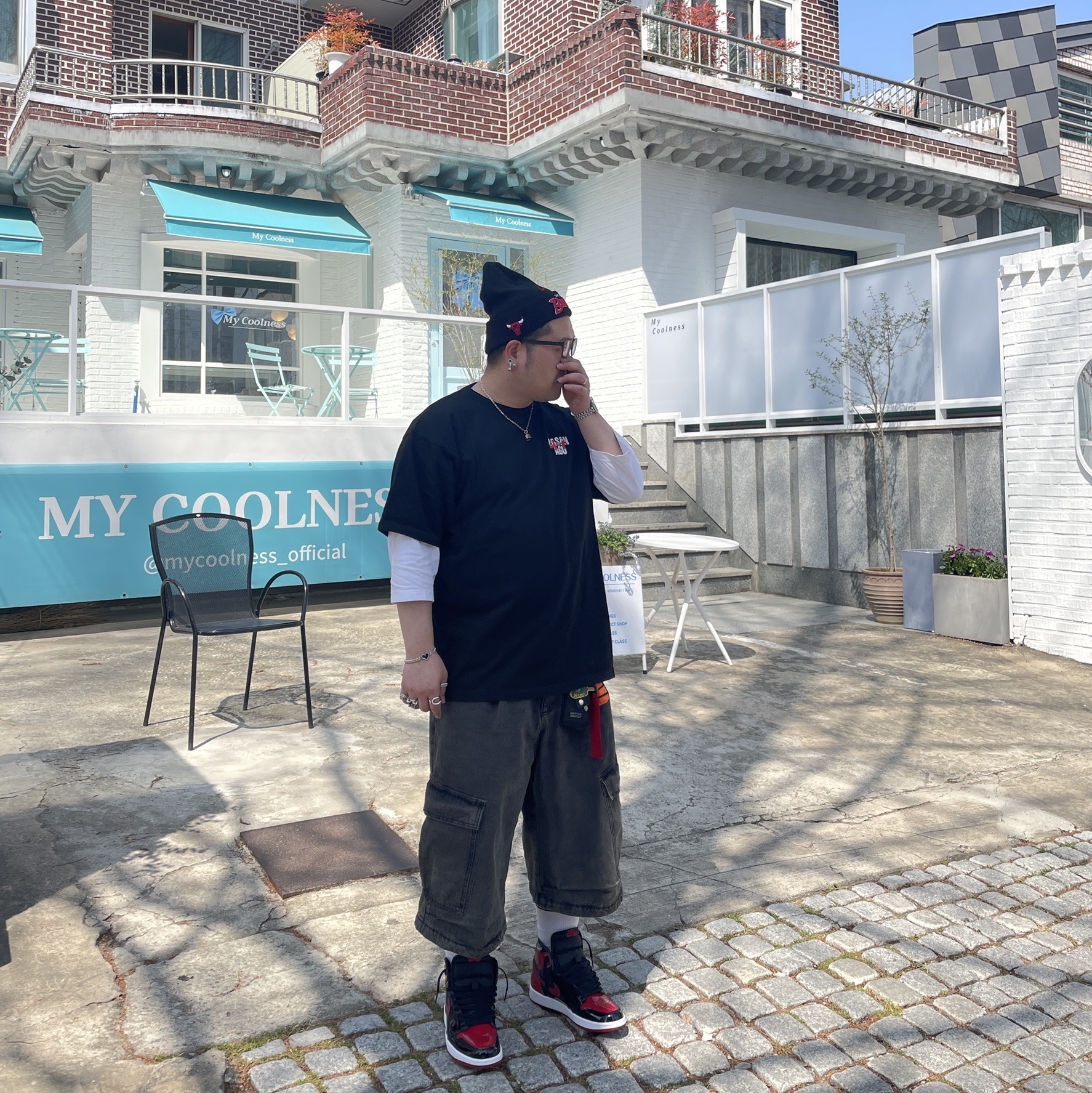 조던 1 레트로 하이 OG 페이턴트 브레드 착용 스타일 - 2